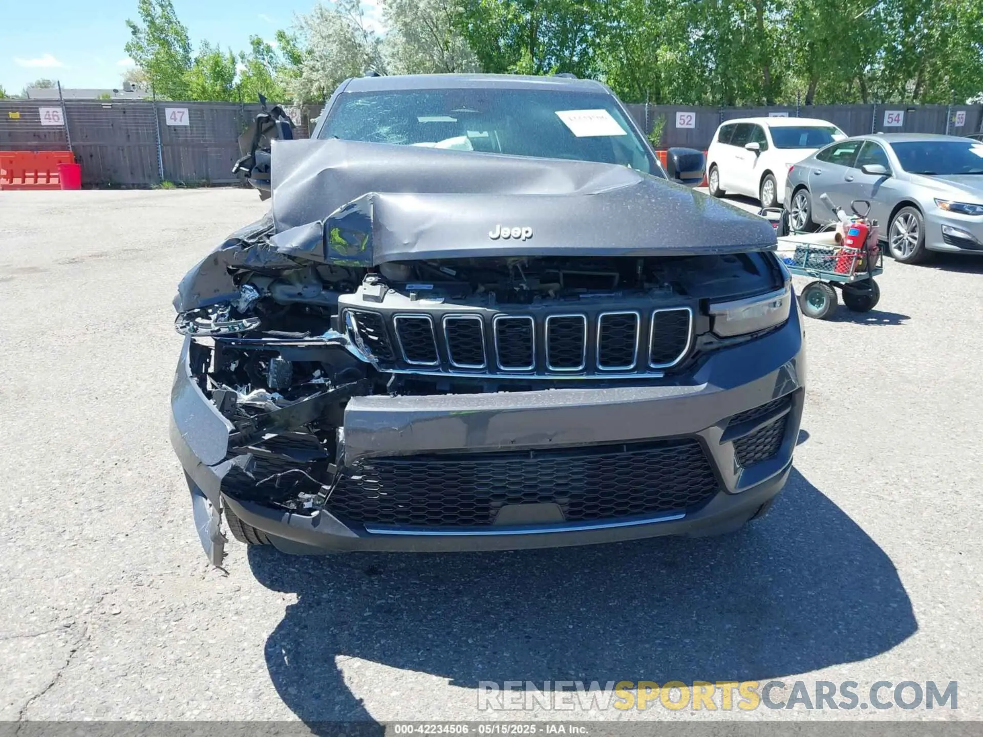 12 fotografías del automóvil dañado 1C4RJHAG9RC184669 JEEP GRAND CHEROKEE 2024