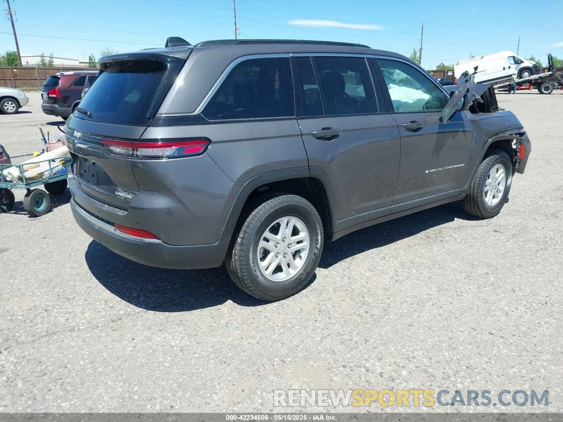 4 fotografías del automóvil dañado 1C4RJHAG9RC184669 JEEP GRAND CHEROKEE 2024