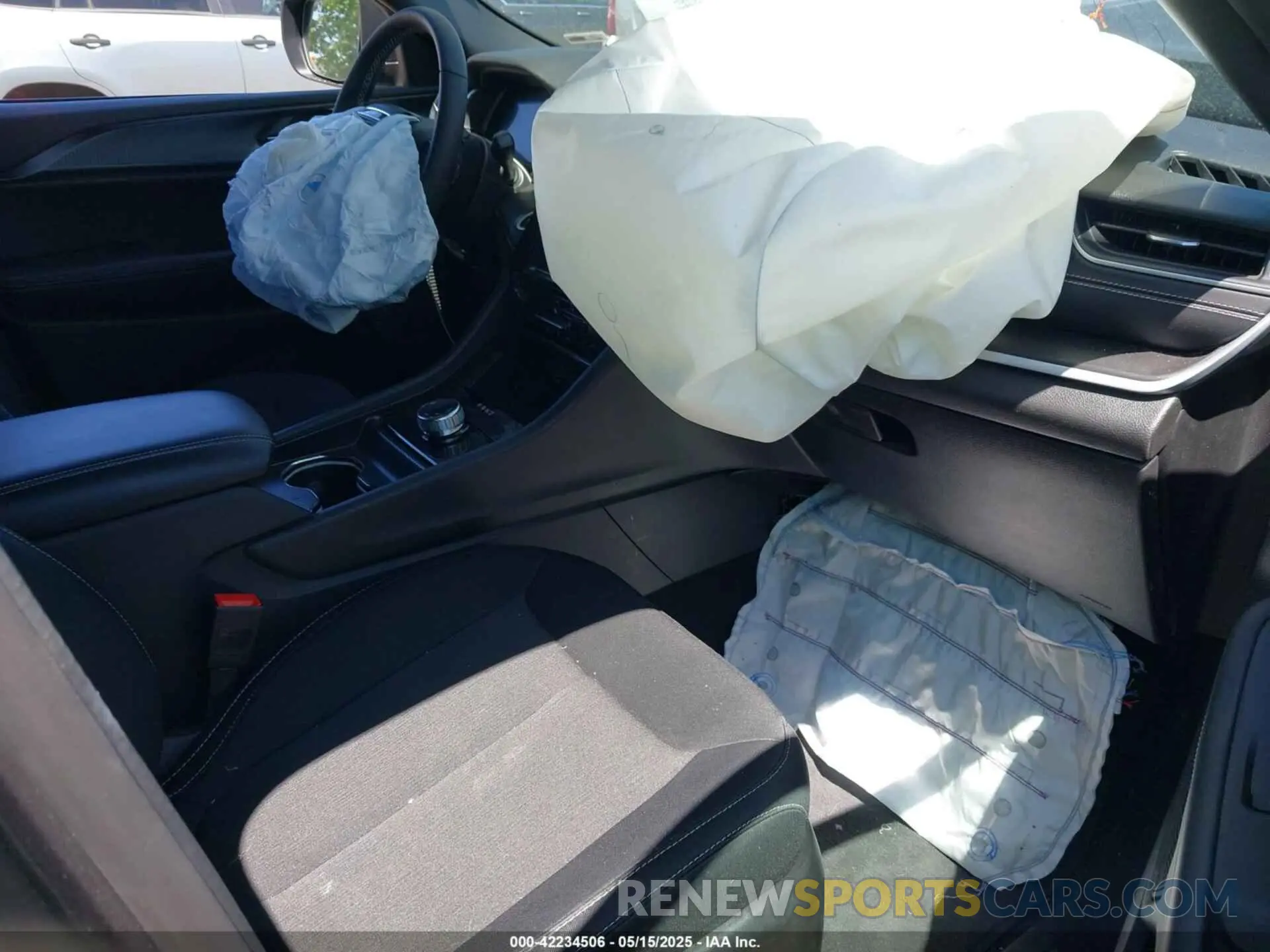 5 fotografías del automóvil dañado 1C4RJHAG9RC184669 JEEP GRAND CHEROKEE 2024
