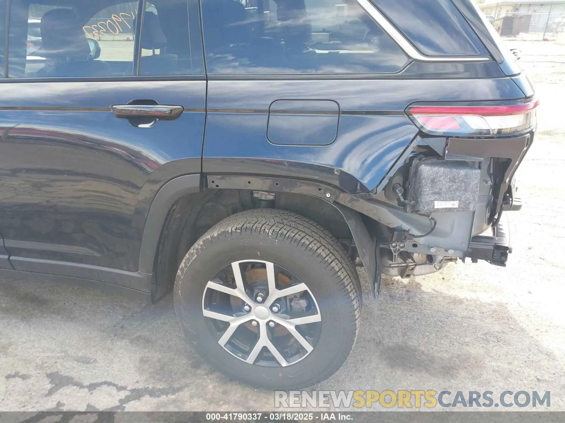 18 fotografías del automóvil dañado 1C4RJHBG0R8585223 JEEP GRAND CHEROKEE 2024