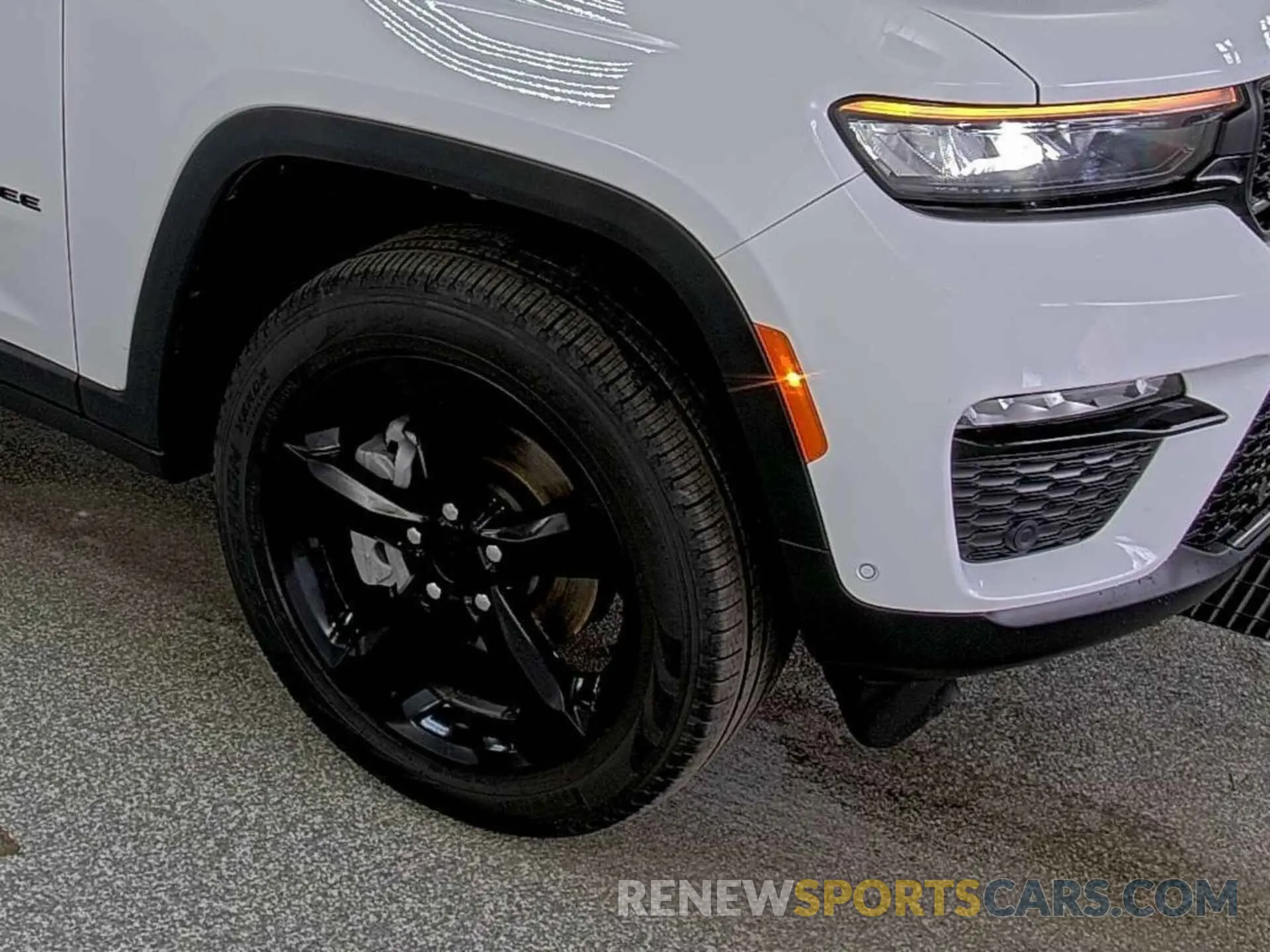 12 fotografías del automóvil dañado 1C4RJHBG2R8622210 JEEP GRAND CHEROKEE 2024