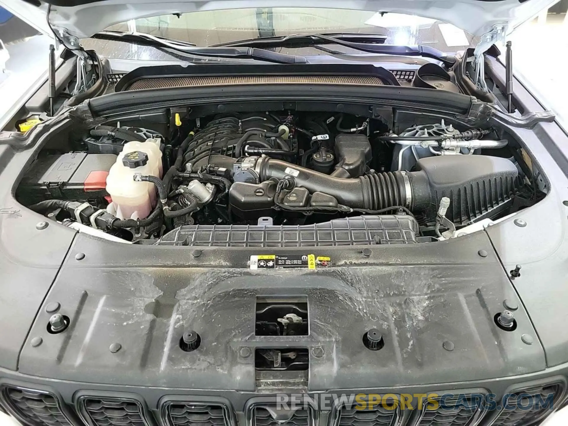 20 fotografías del automóvil dañado 1C4RJHBG2R8622210 JEEP GRAND CHEROKEE 2024