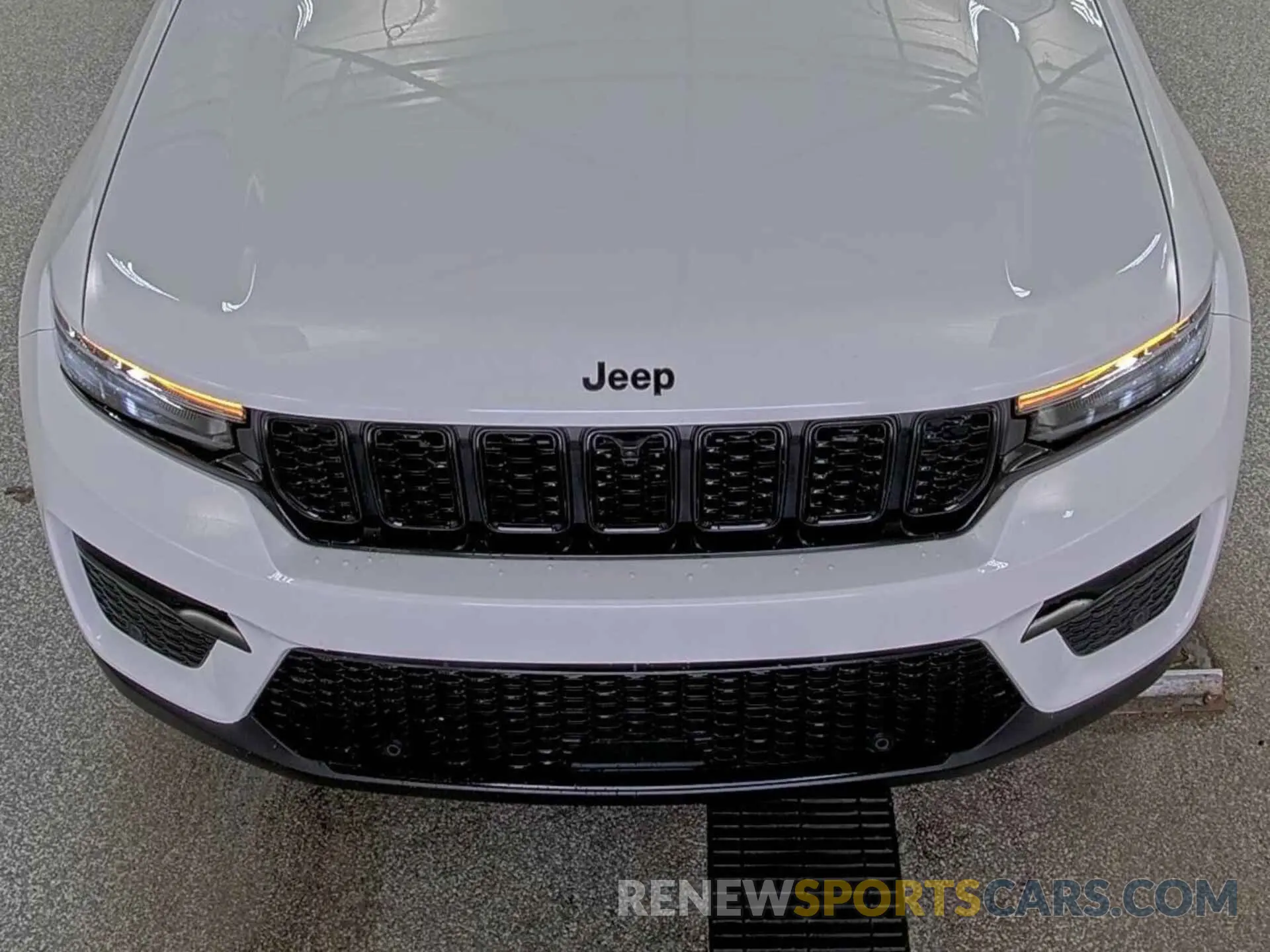 9 fotografías del automóvil dañado 1C4RJHBG2R8622210 JEEP GRAND CHEROKEE 2024