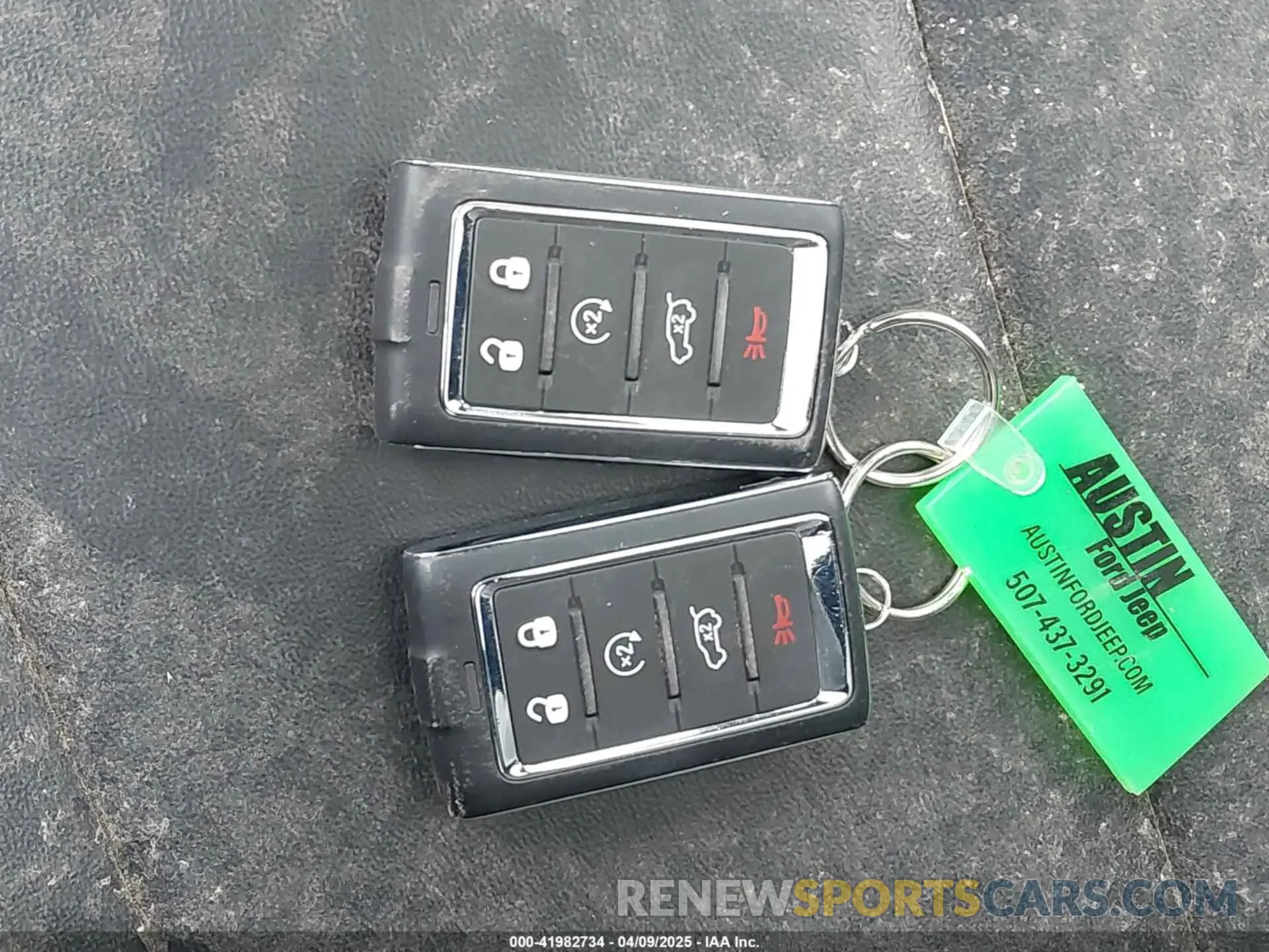 11 fotografías del automóvil dañado 1C4RJHBG2RC162673 JEEP GRAND CHEROKEE 2024