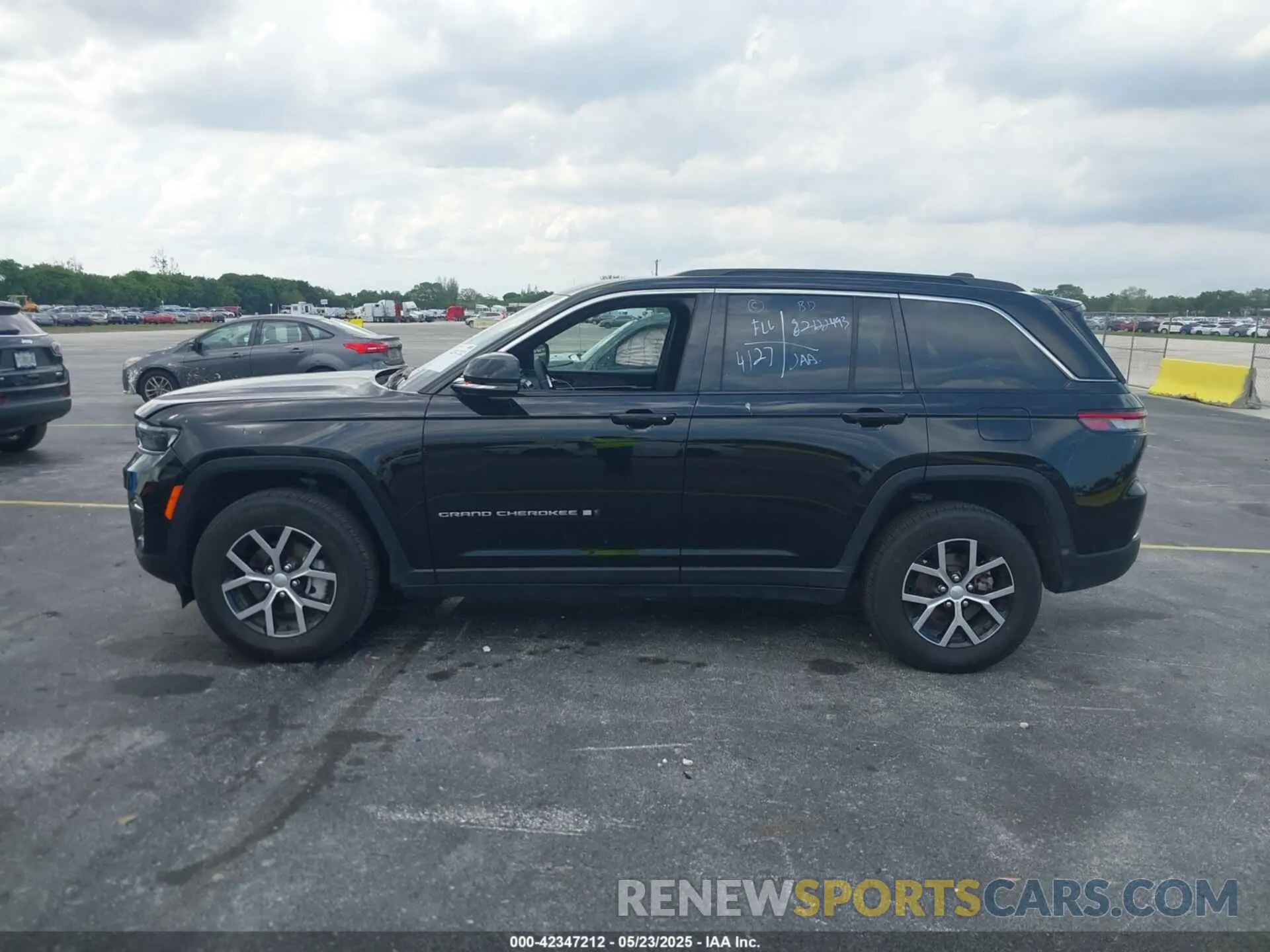 14 fotografías del automóvil dañado 1C4RJHBG3R8507115 JEEP GRAND CHEROKEE 2024