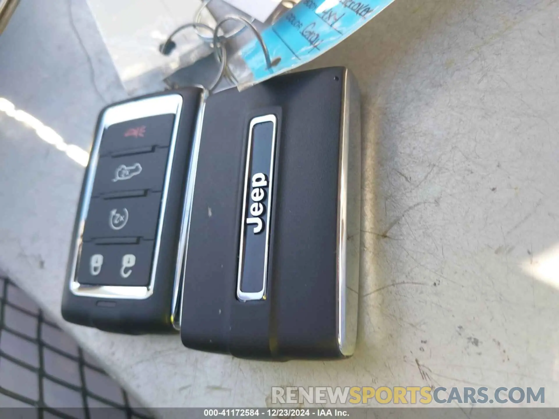 11 fotografías del automóvil dañado 1C4RJHBG3R8586947 JEEP GRAND CHEROKEE 2024