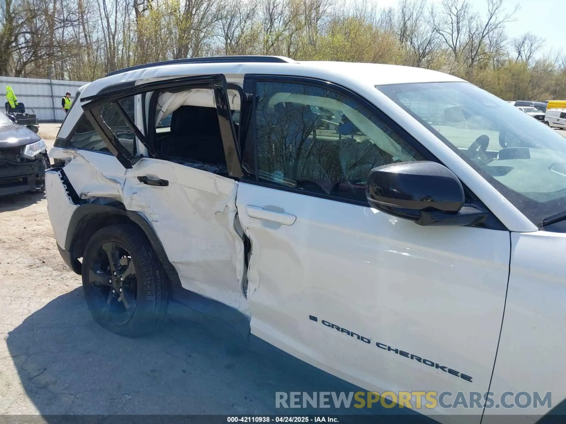 6 fotografías del automóvil dañado 1C4RJHBG5R8600766 JEEP GRAND CHEROKEE 2024
