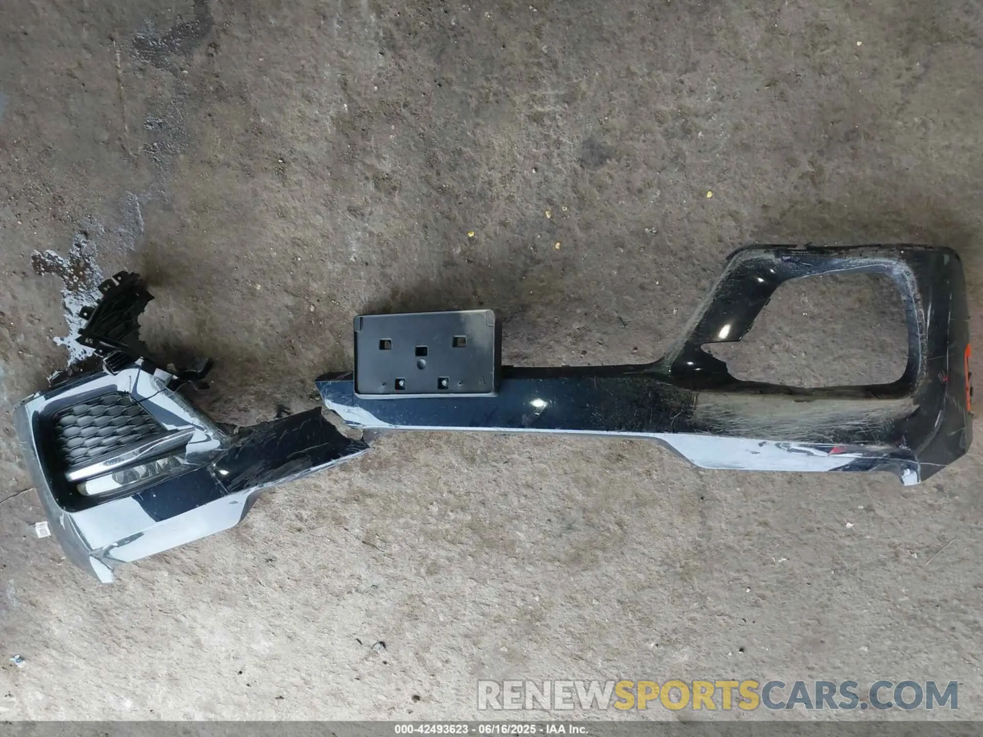 12 fotografías del automóvil dañado 1C4RJHBG7R8609050 JEEP GRAND CHEROKEE 2024