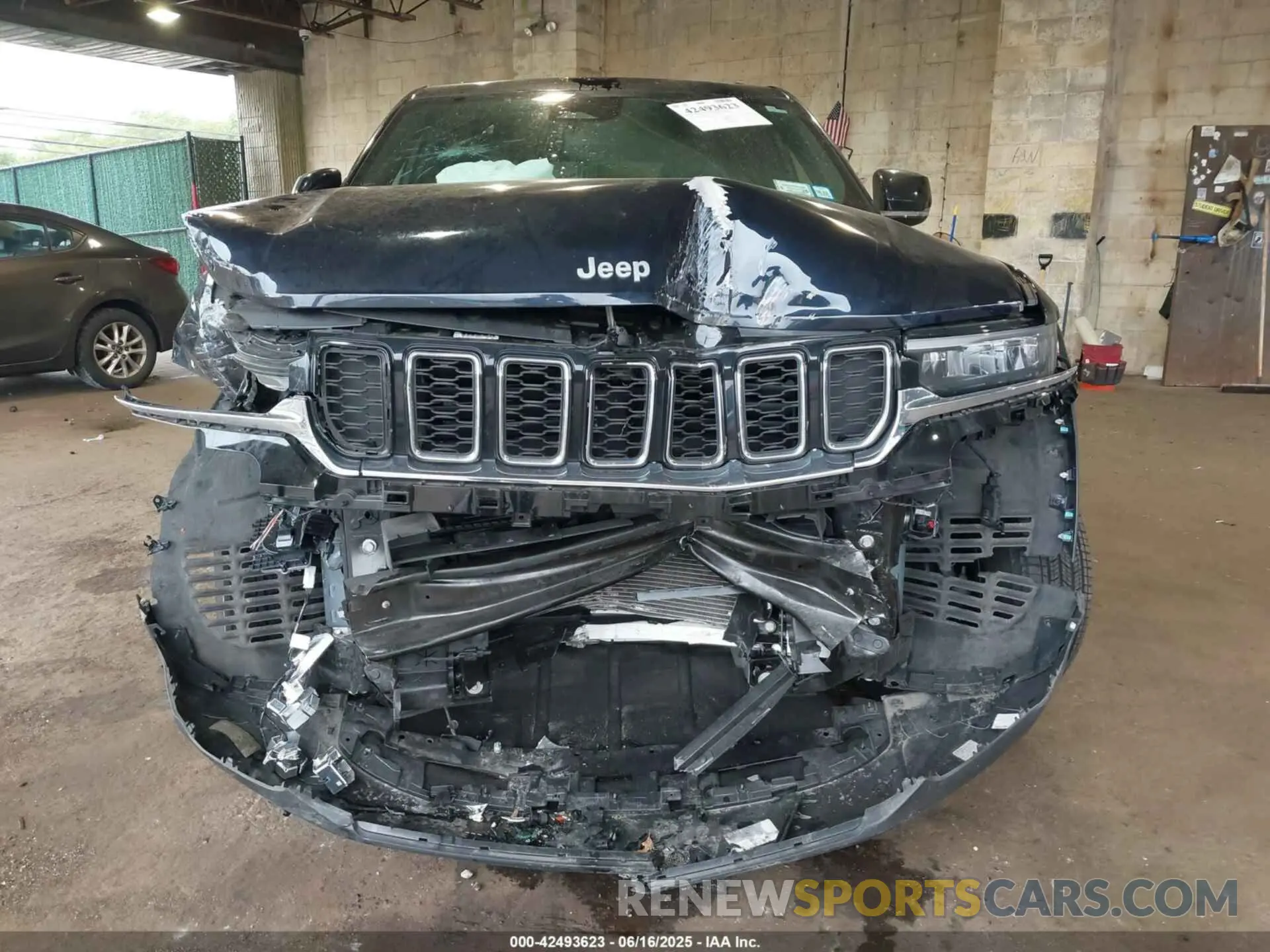 13 fotografías del automóvil dañado 1C4RJHBG7R8609050 JEEP GRAND CHEROKEE 2024