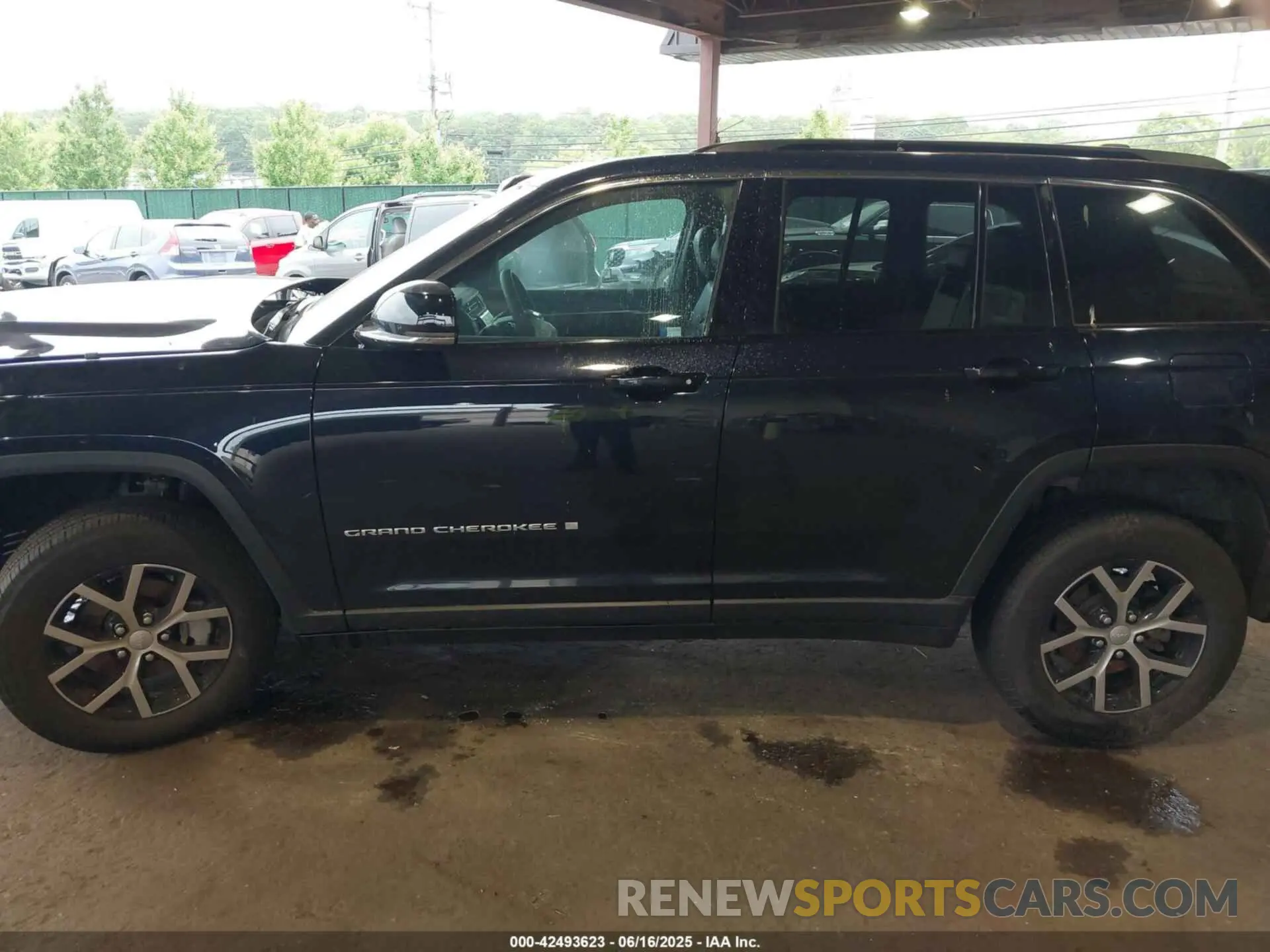 15 fotografías del automóvil dañado 1C4RJHBG7R8609050 JEEP GRAND CHEROKEE 2024
