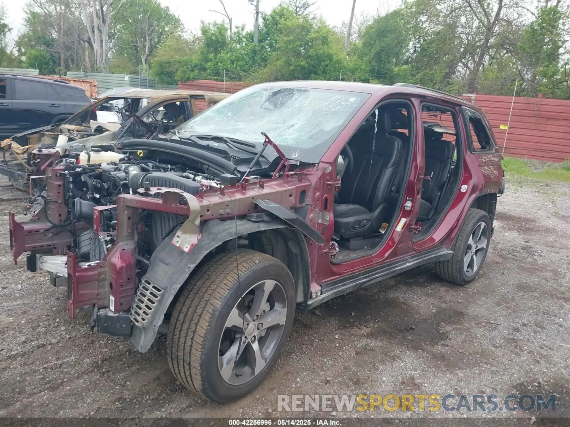 2 fotografías del automóvil dañado 1C4RJHBG9RC132120 JEEP GRAND CHEROKEE 2024