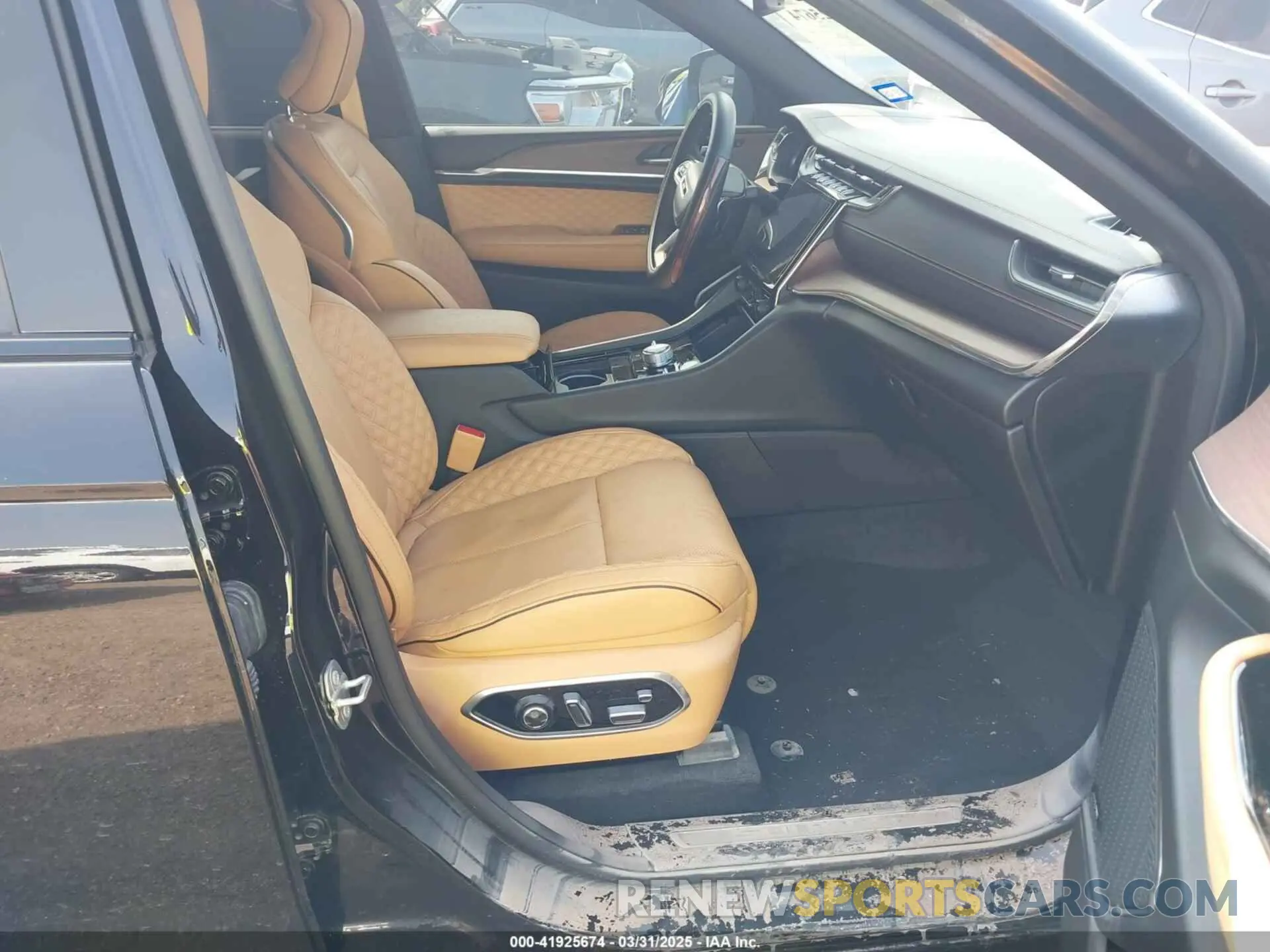 5 fotografías del automóvil dañado 1C4RJHEG5R8619801 JEEP GRAND CHEROKEE 2024