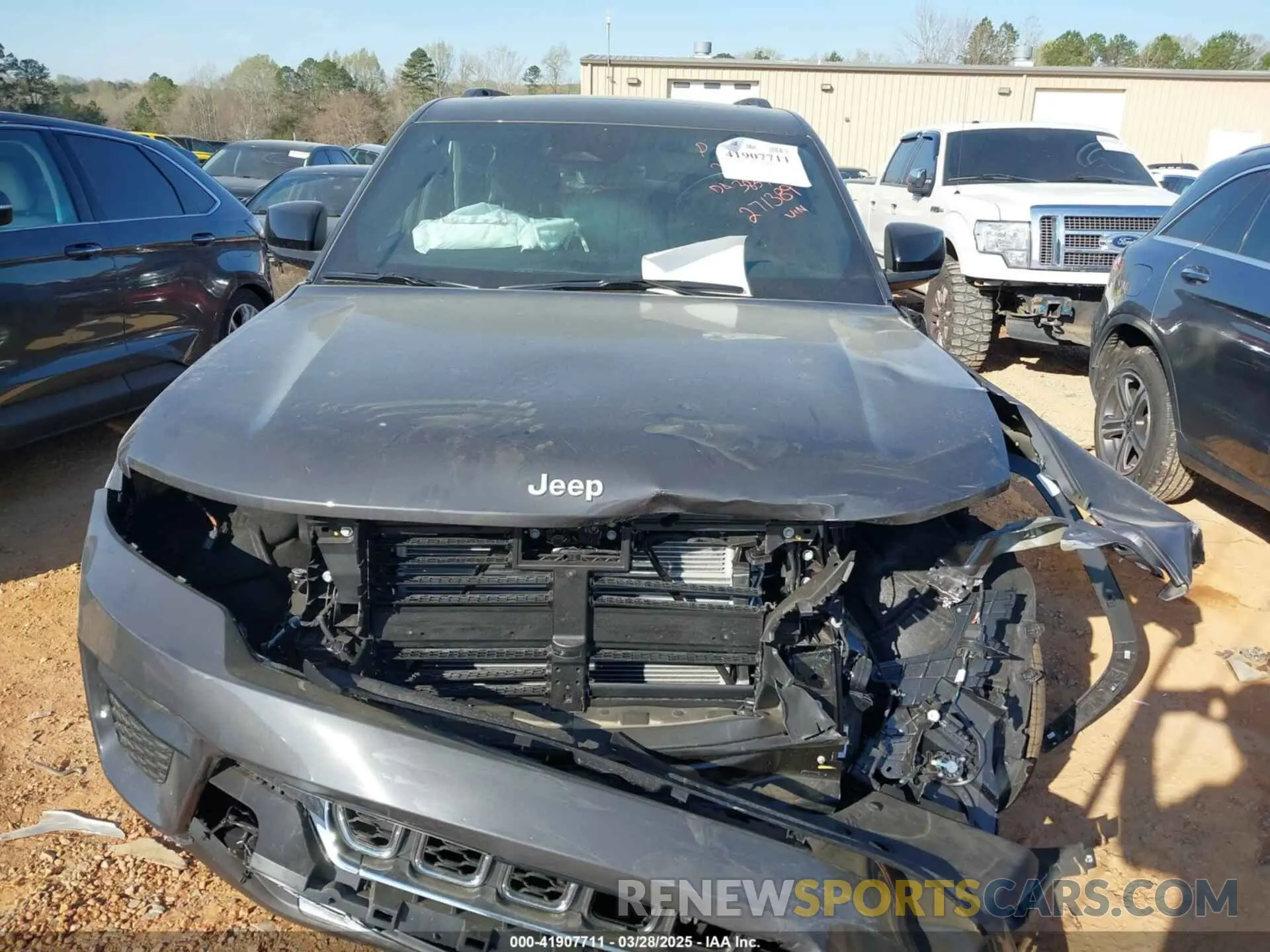 11 fotografías del automóvil dañado 1C4RJHAG3SC271389 JEEP GRAND CHEROKEE 2025