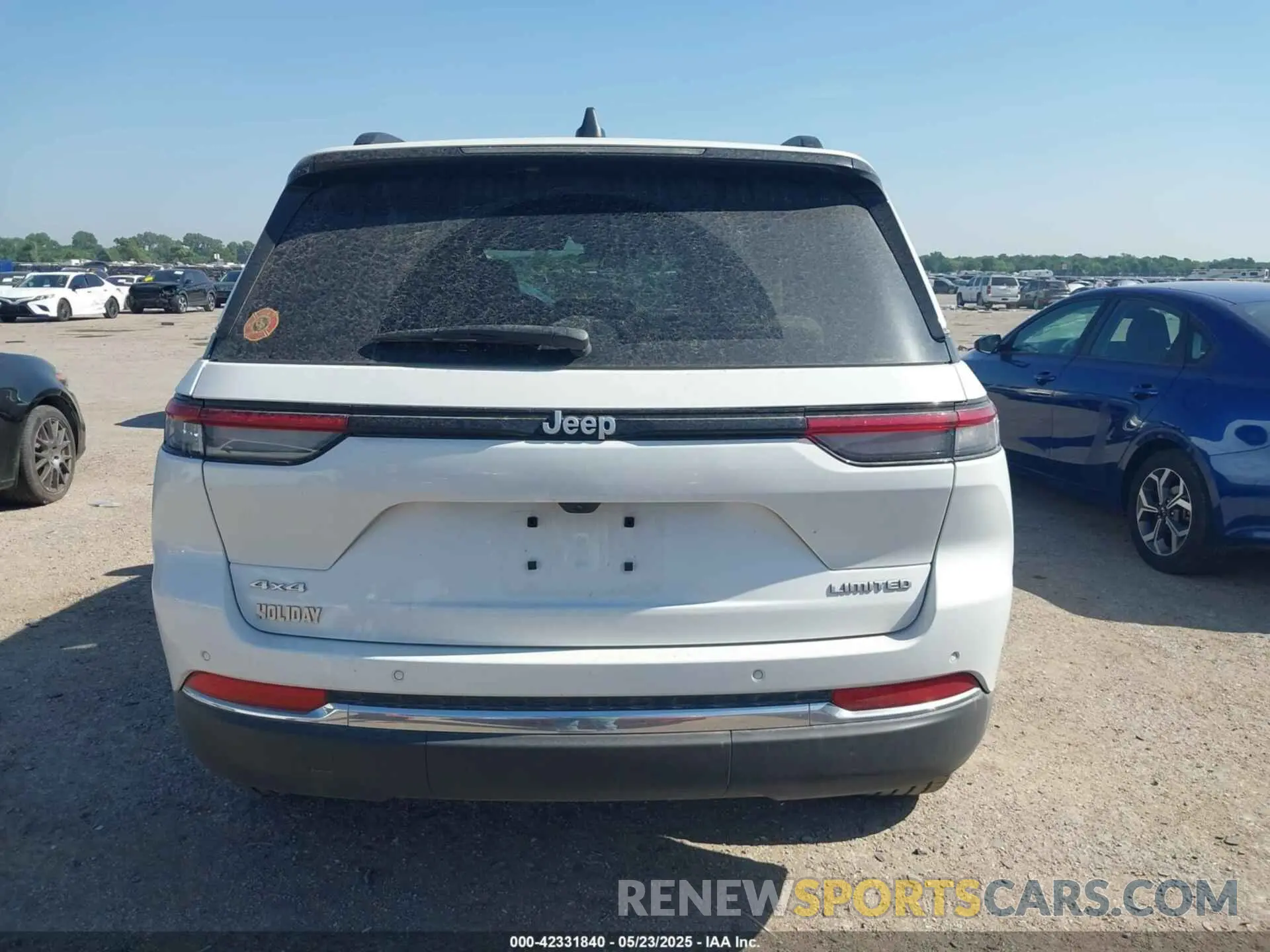16 fotografías del automóvil dañado 1C4RJHBG7SC272351 JEEP GRAND CHEROKEE 2025