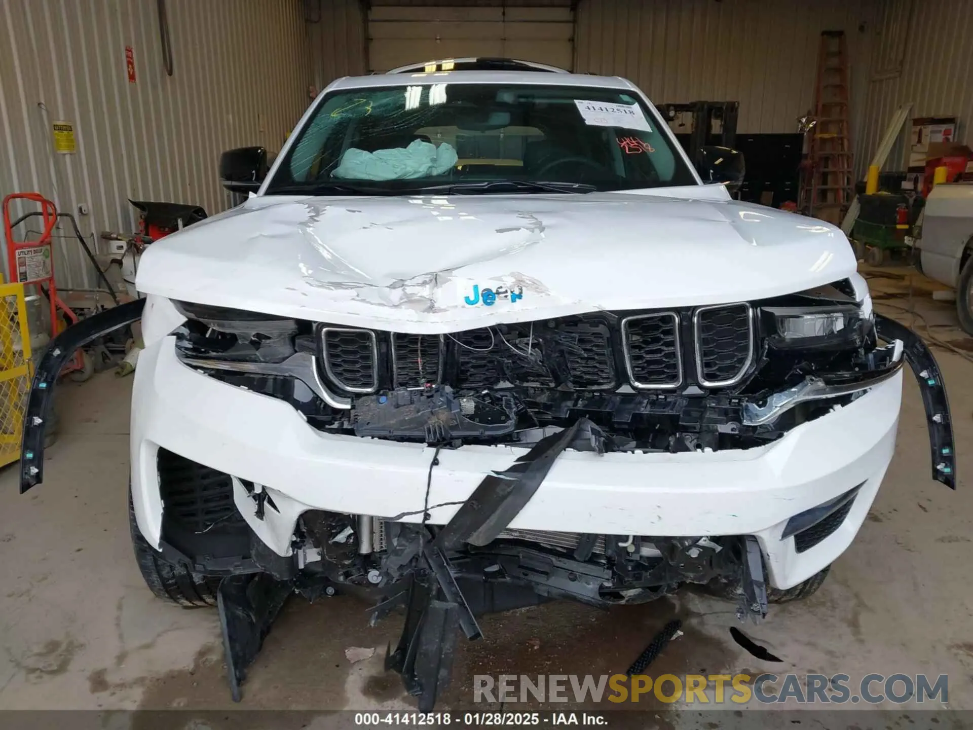 12 fotografías del automóvil dañado 1C4RJYB61N8747927 JEEP GRAND CHEROKEE 4XE 2022