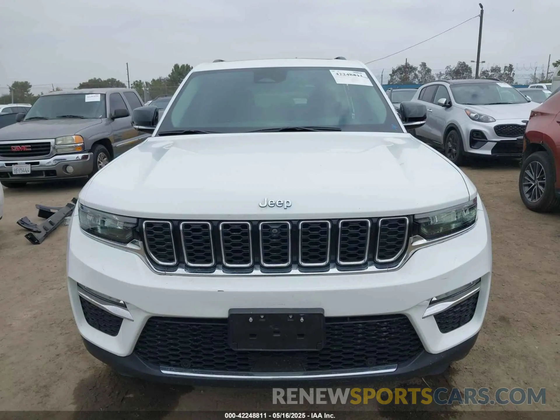12 fotografías del automóvil dañado 1C4RJYB67N8761928 JEEP GRAND CHEROKEE 4XE 2022