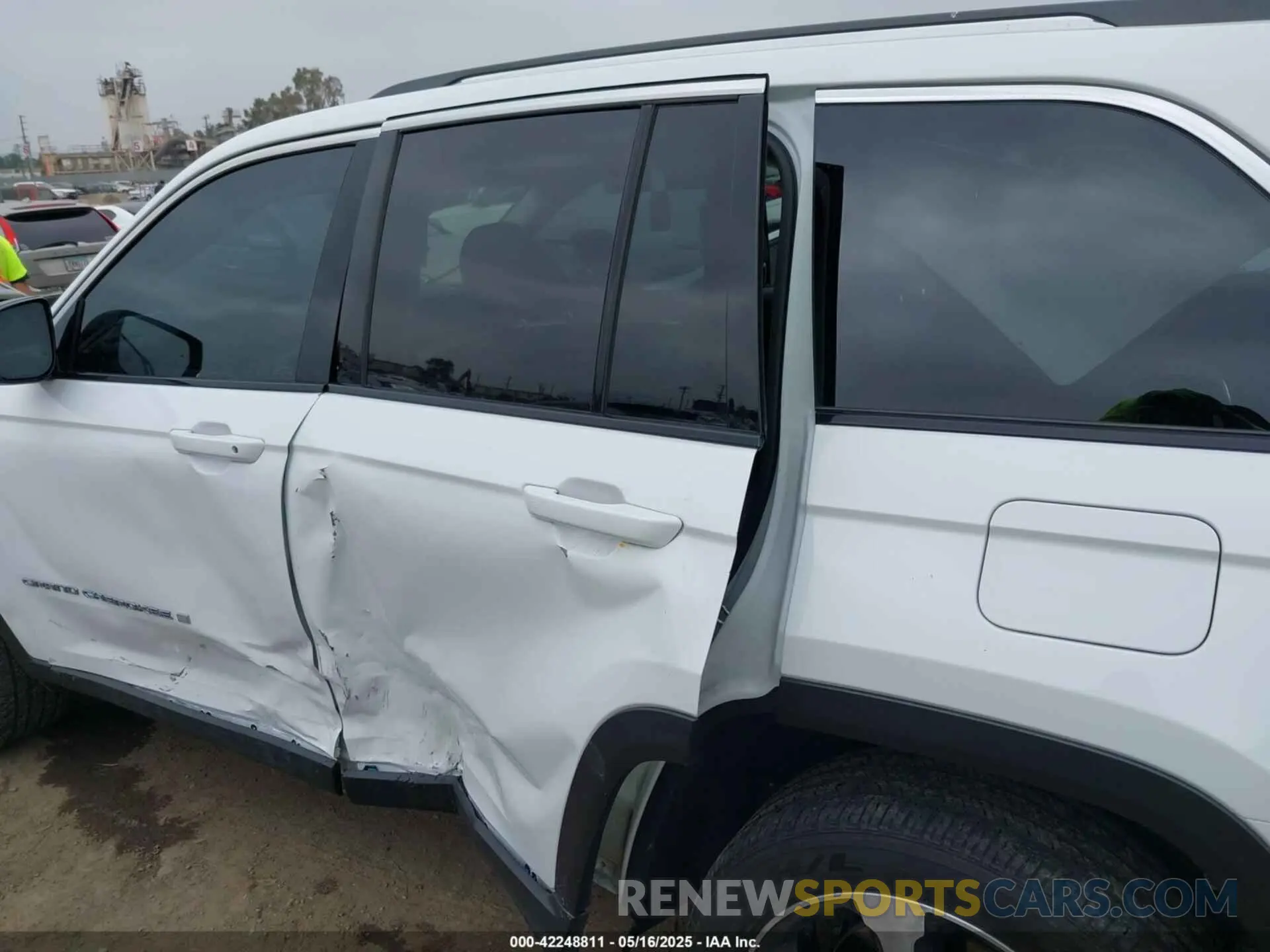 6 fotografías del automóvil dañado 1C4RJYB67N8761928 JEEP GRAND CHEROKEE 4XE 2022