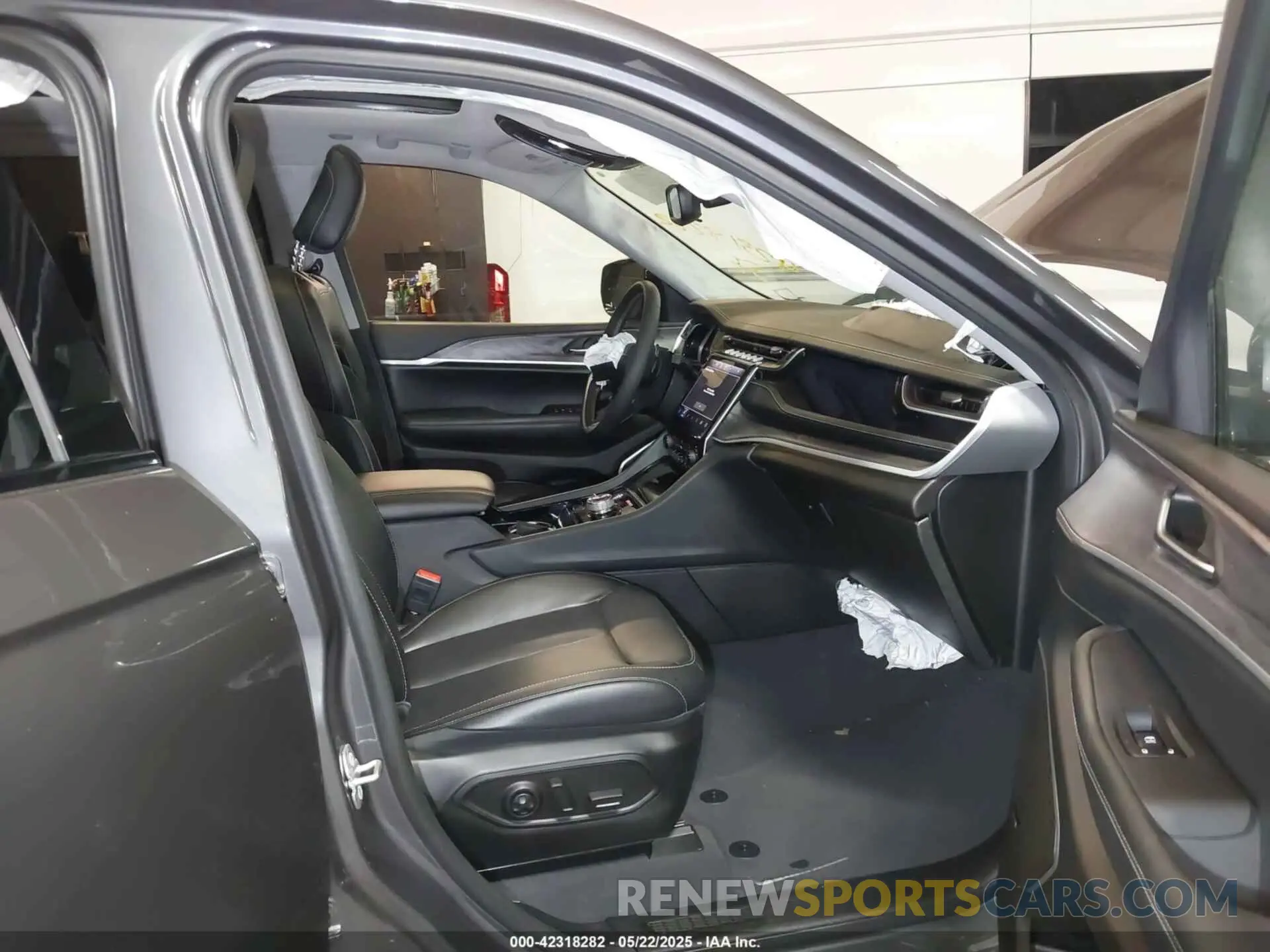 5 fotografías del automóvil dañado 1C4RJYB69N8715159 JEEP GRAND CHEROKEE 4XE 2022