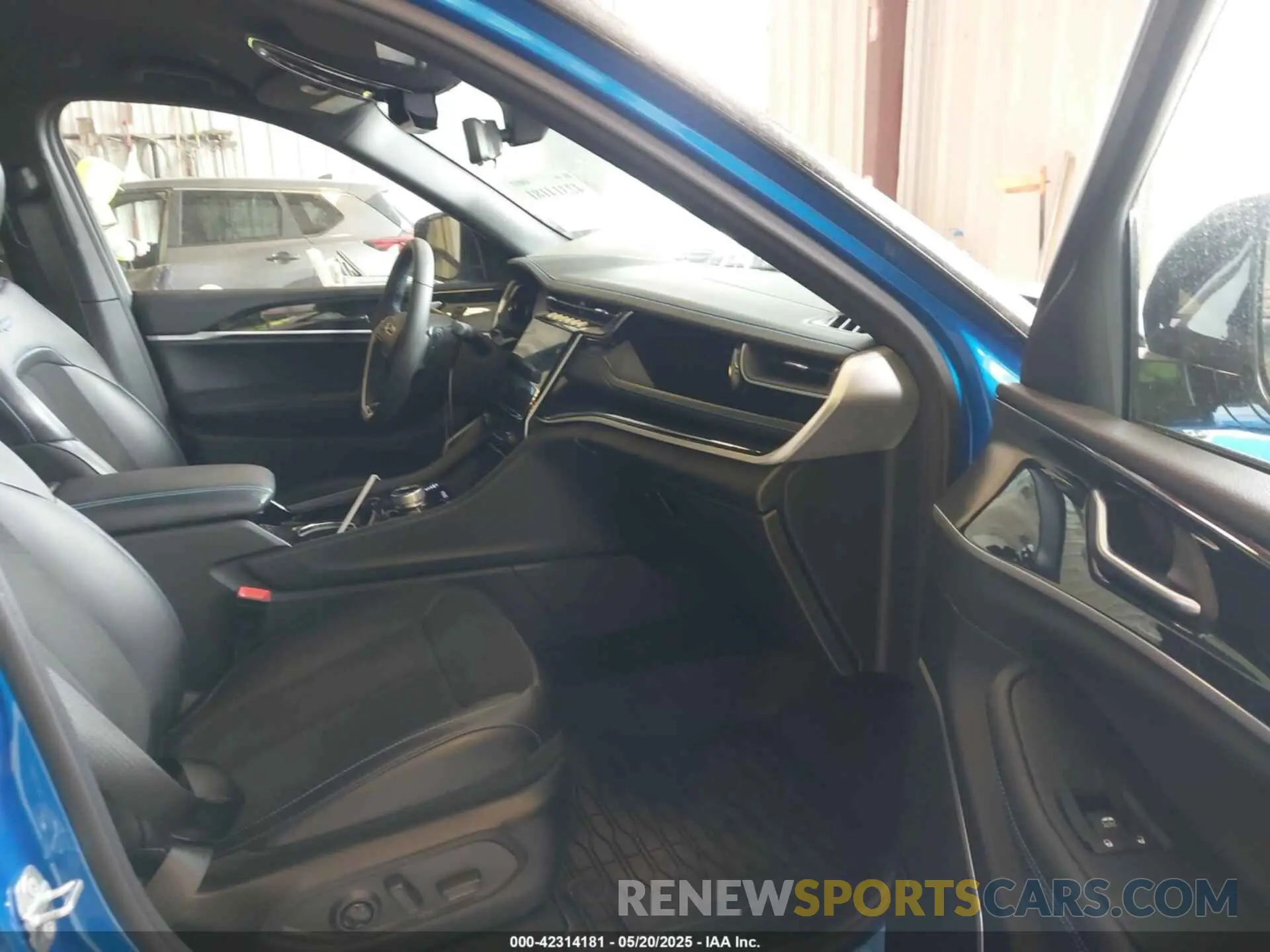 5 fotografías del automóvil dañado 1C4RJYC61N8747036 JEEP GRAND CHEROKEE 4XE 2022