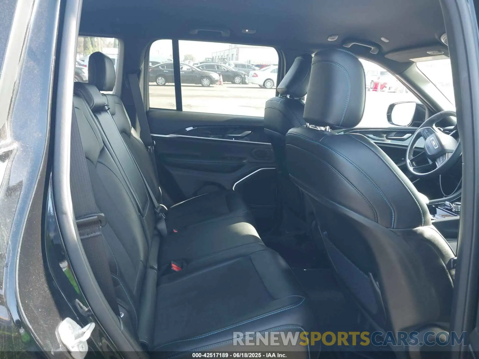 8 fotografías del automóvil dañado 1C4RJYC69N8721767 JEEP GRAND CHEROKEE 4XE 2022