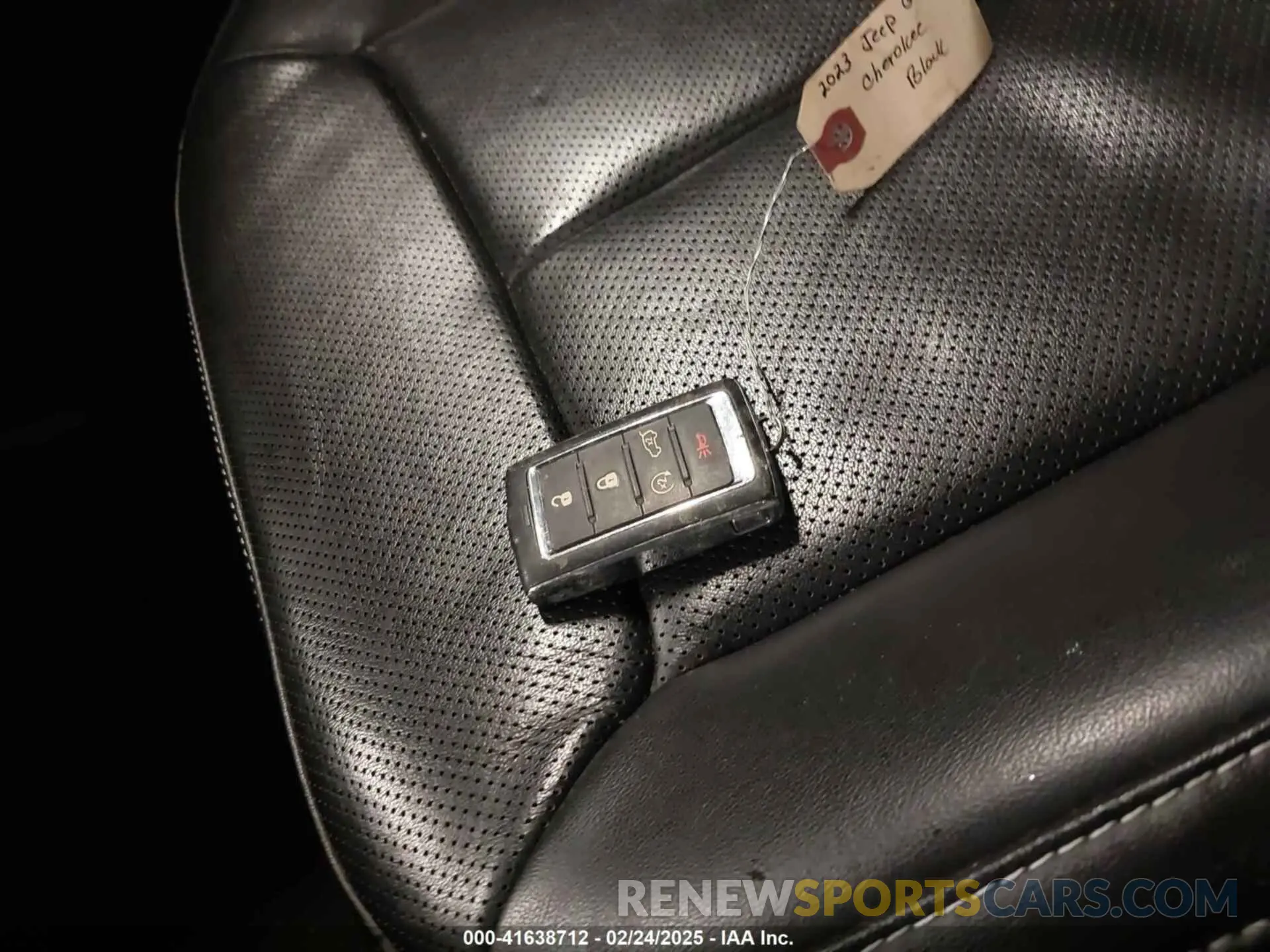 11 fotografías del automóvil dañado 1C4RJYB60P8786950 JEEP GRAND CHEROKEE 4XE 2023