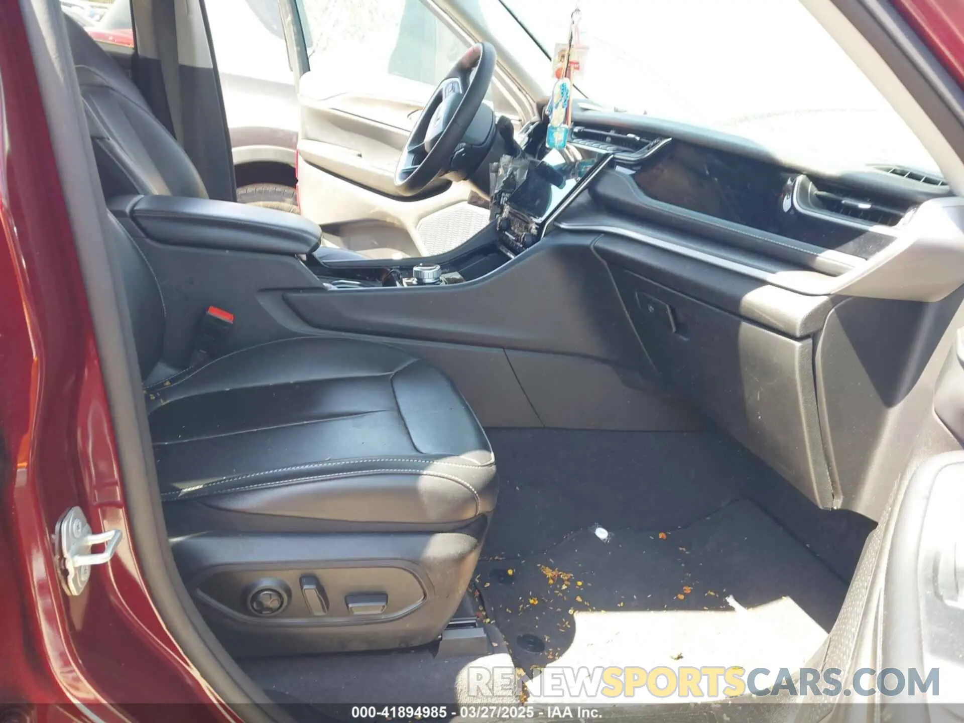 5 fotografías del automóvil dañado 1C4RJYB63PC623450 JEEP GRAND CHEROKEE 4XE 2023