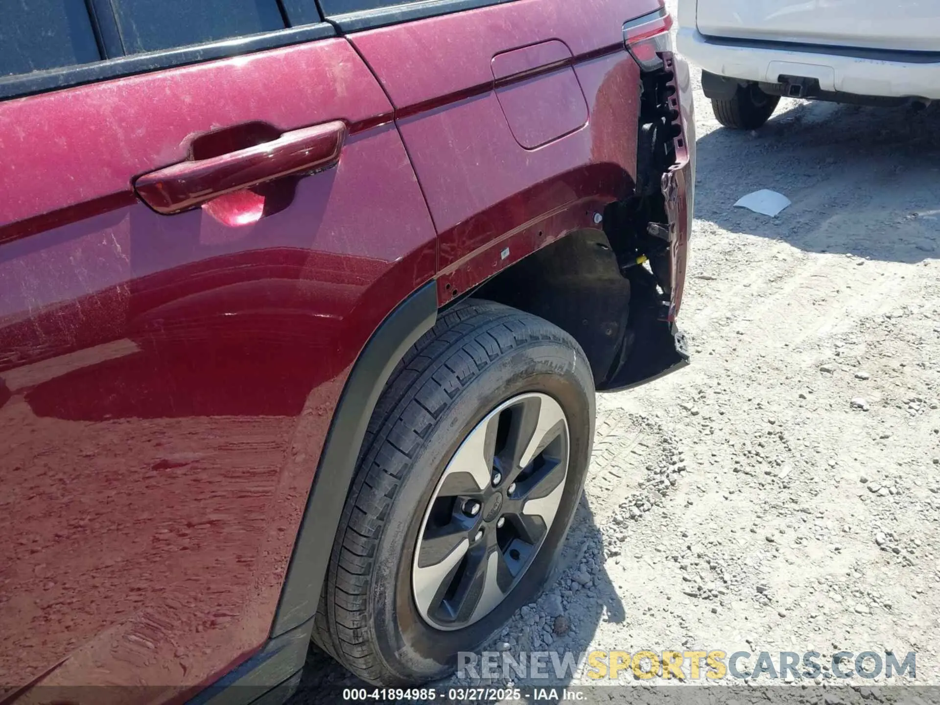 6 fotografías del automóvil dañado 1C4RJYB63PC623450 JEEP GRAND CHEROKEE 4XE 2023