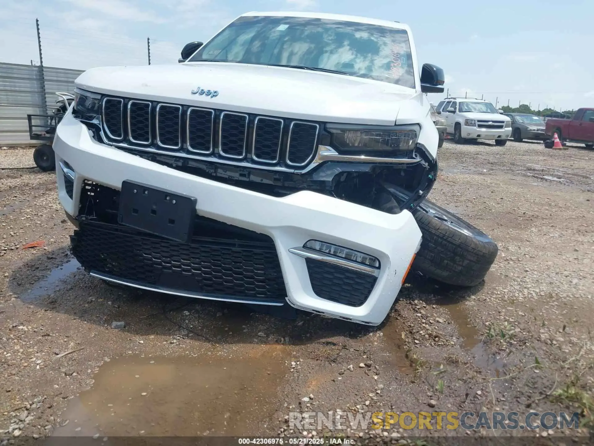 6 fotografías del automóvil dañado 1C4RJYB63PC649000 JEEP GRAND CHEROKEE 4XE 2023