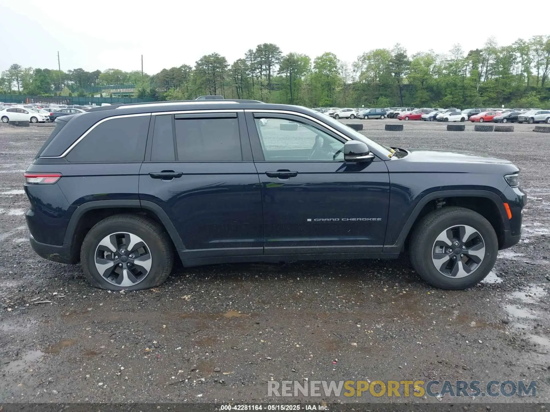 13 fotografías del automóvil dañado 1C4RJYB66PC664736 JEEP GRAND CHEROKEE 4XE 2023