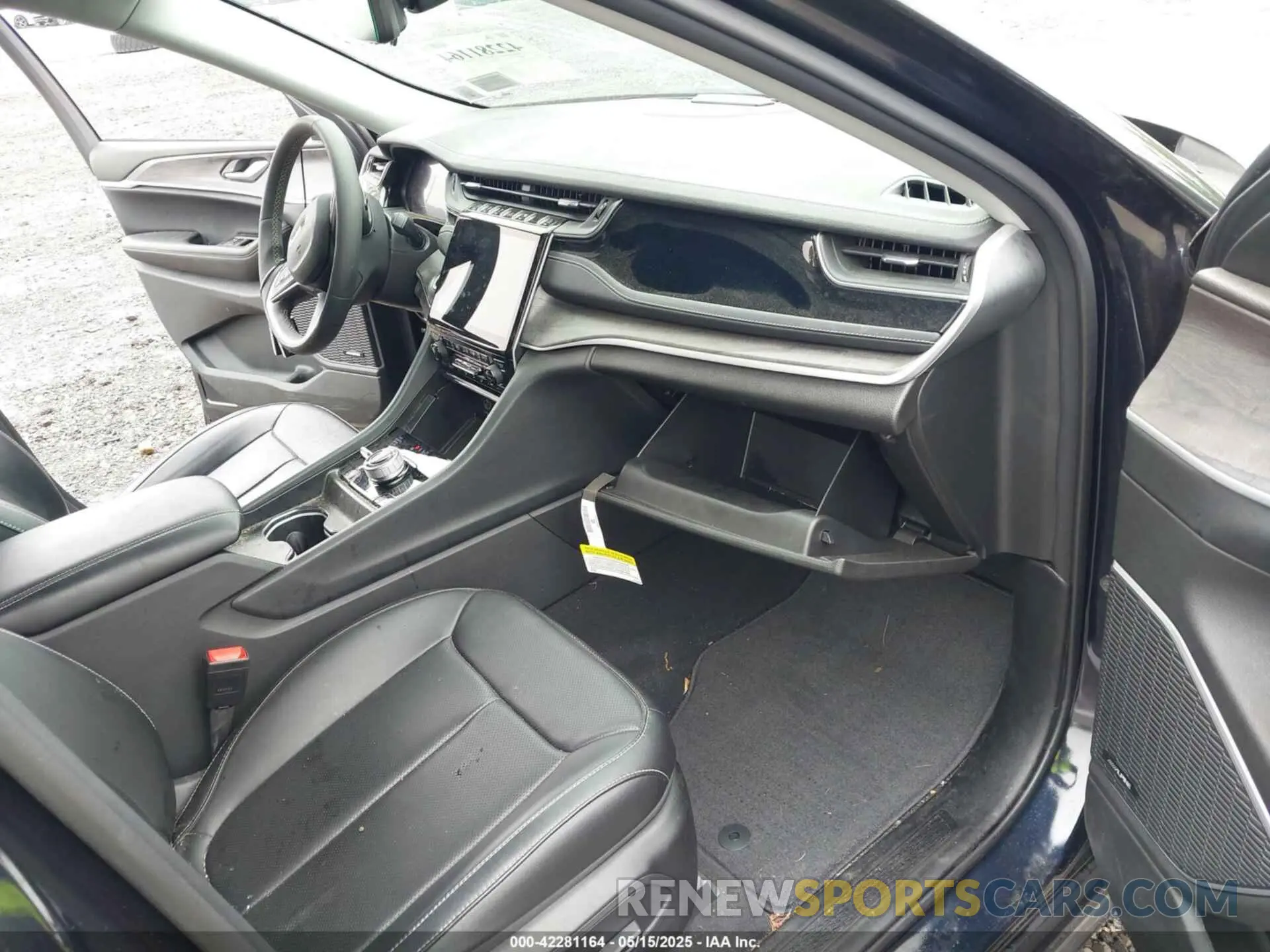5 fotografías del automóvil dañado 1C4RJYB66PC664736 JEEP GRAND CHEROKEE 4XE 2023
