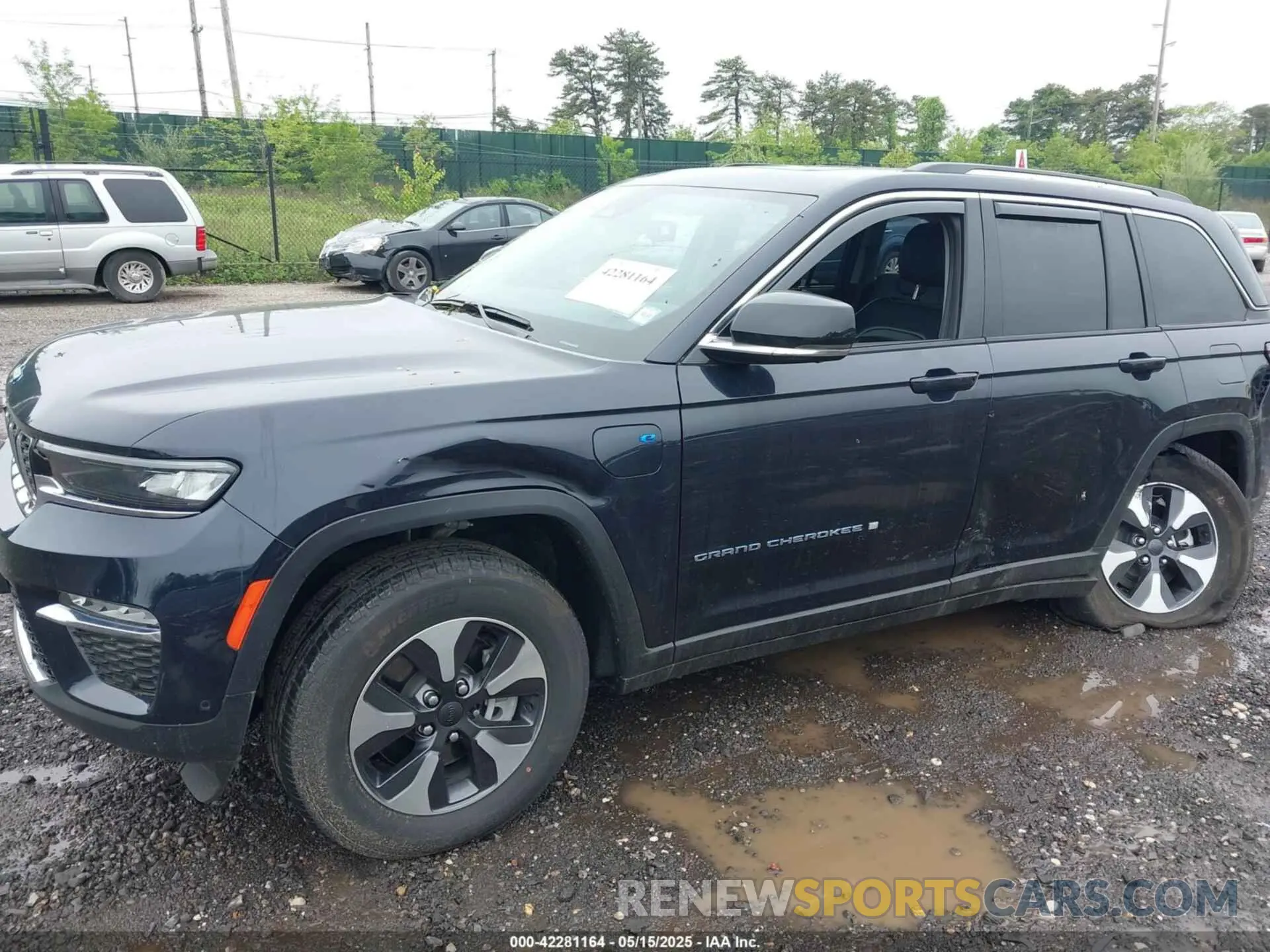 6 fotografías del automóvil dañado 1C4RJYB66PC664736 JEEP GRAND CHEROKEE 4XE 2023