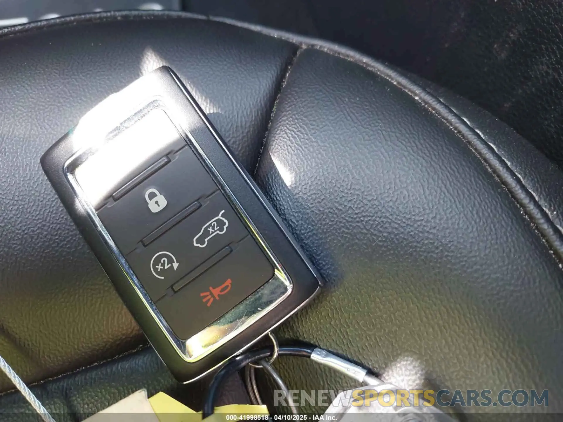 11 fotografías del automóvil dañado 1C4RJYB67PC649081 JEEP GRAND CHEROKEE 4XE 2023
