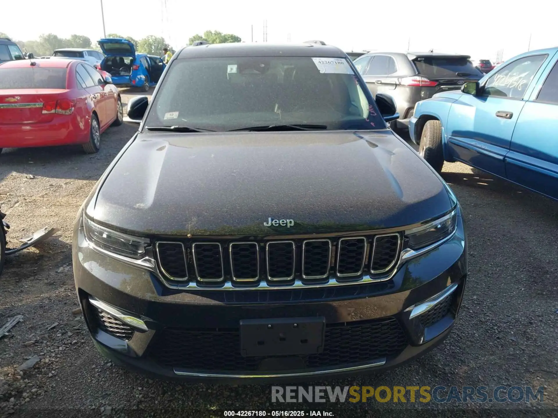 12 fotografías del automóvil dañado 1C4RJYB68PC648859 JEEP GRAND CHEROKEE 4XE 2023