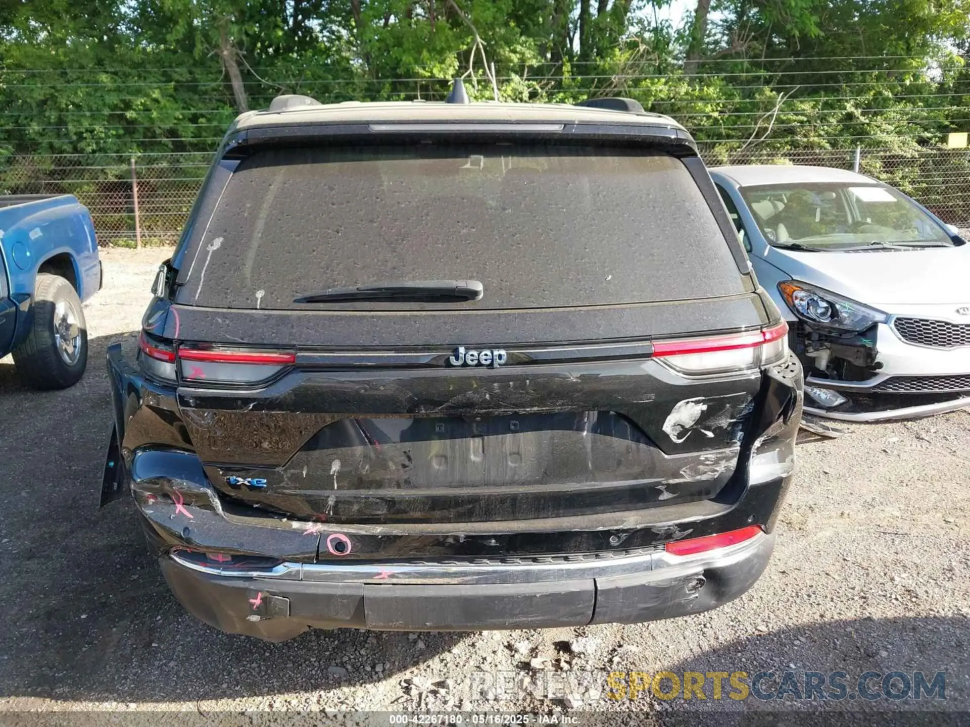 16 fotografías del automóvil dañado 1C4RJYB68PC648859 JEEP GRAND CHEROKEE 4XE 2023