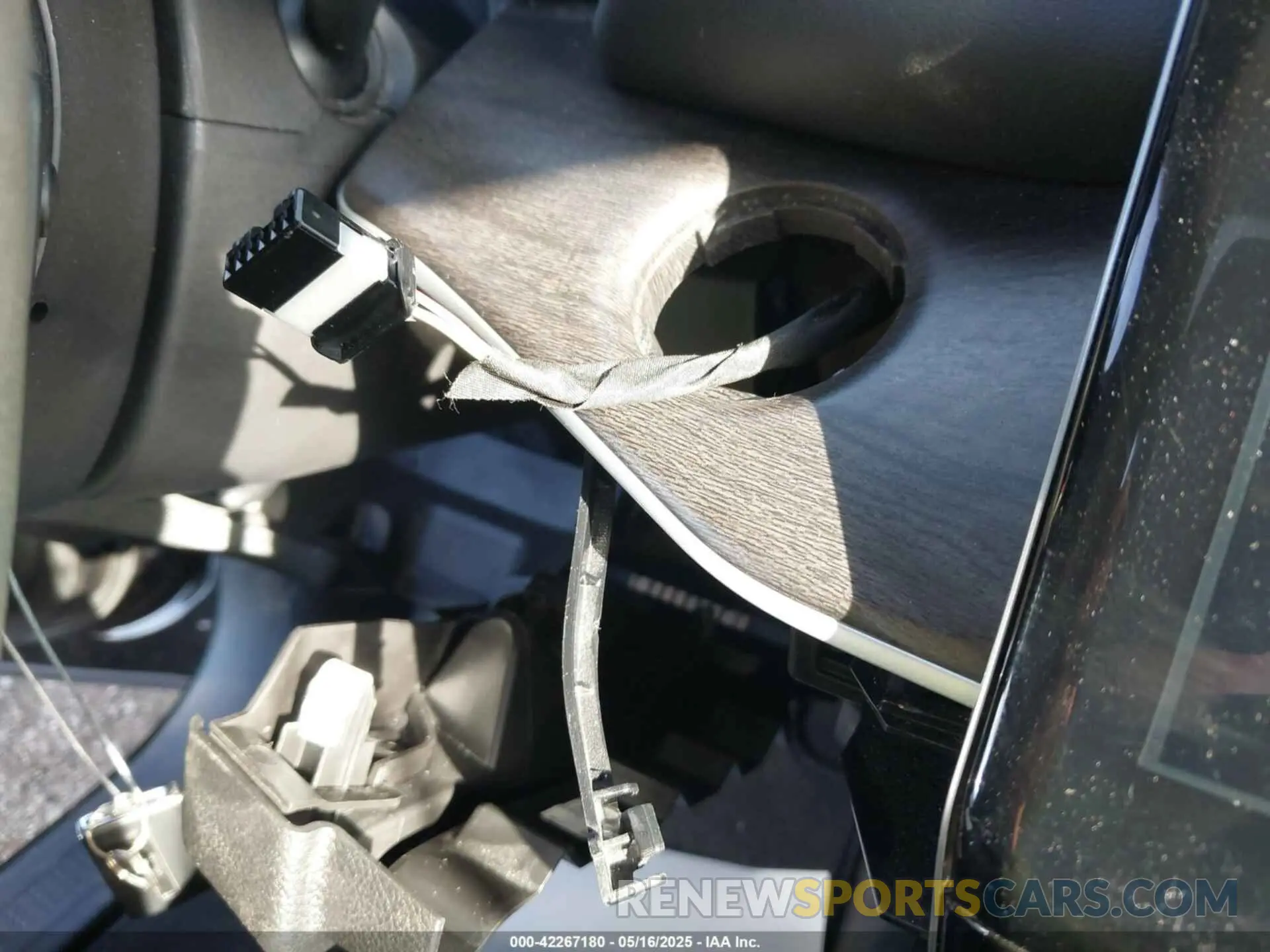 20 fotografías del automóvil dañado 1C4RJYB68PC648859 JEEP GRAND CHEROKEE 4XE 2023