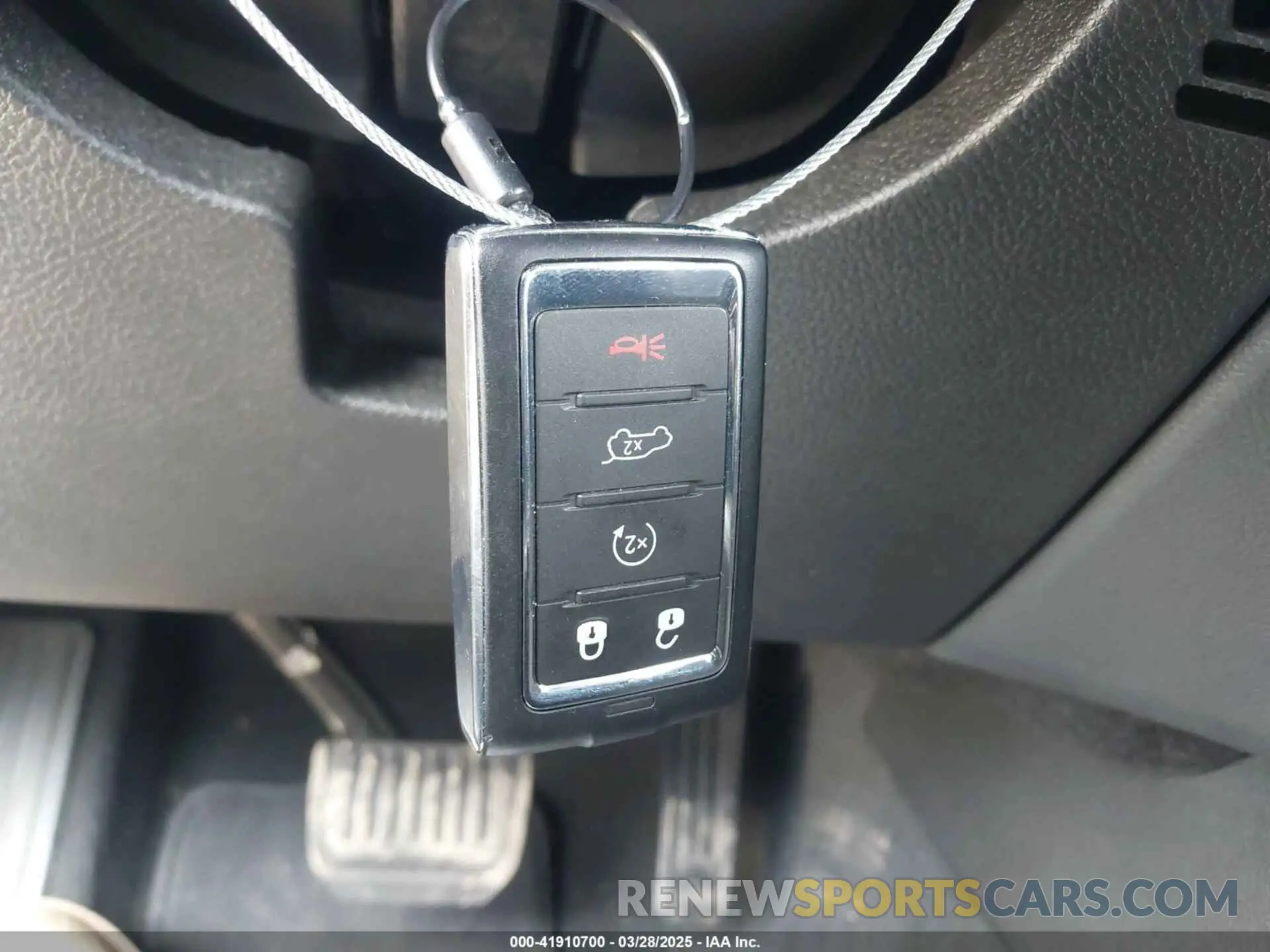 11 fotografías del automóvil dañado 1C4RJYB60RC142770 JEEP GRAND CHEROKEE 4XE 2024