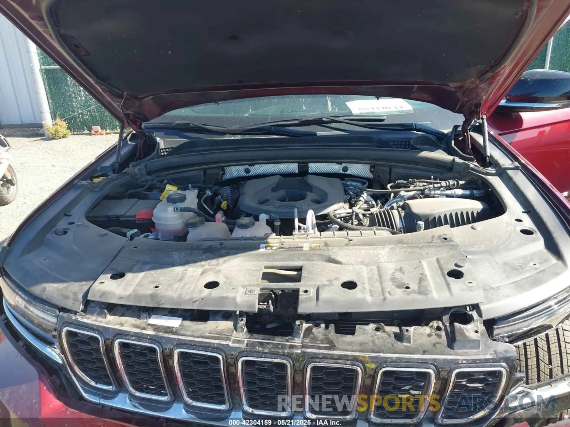 10 fotografías del automóvil dañado 1C4RJYB60RC181939 JEEP GRAND CHEROKEE 4XE 2024