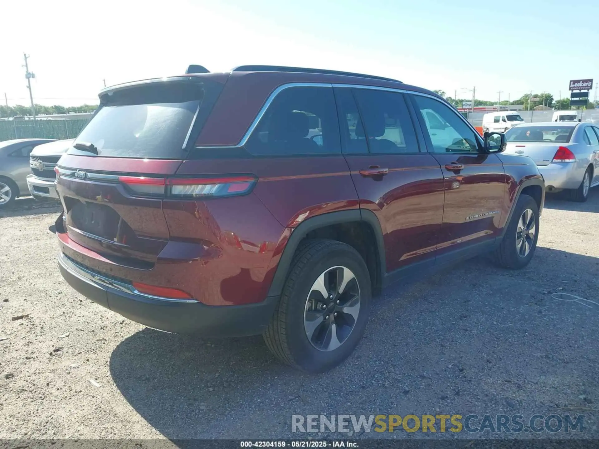 4 fotografías del automóvil dañado 1C4RJYB60RC181939 JEEP GRAND CHEROKEE 4XE 2024