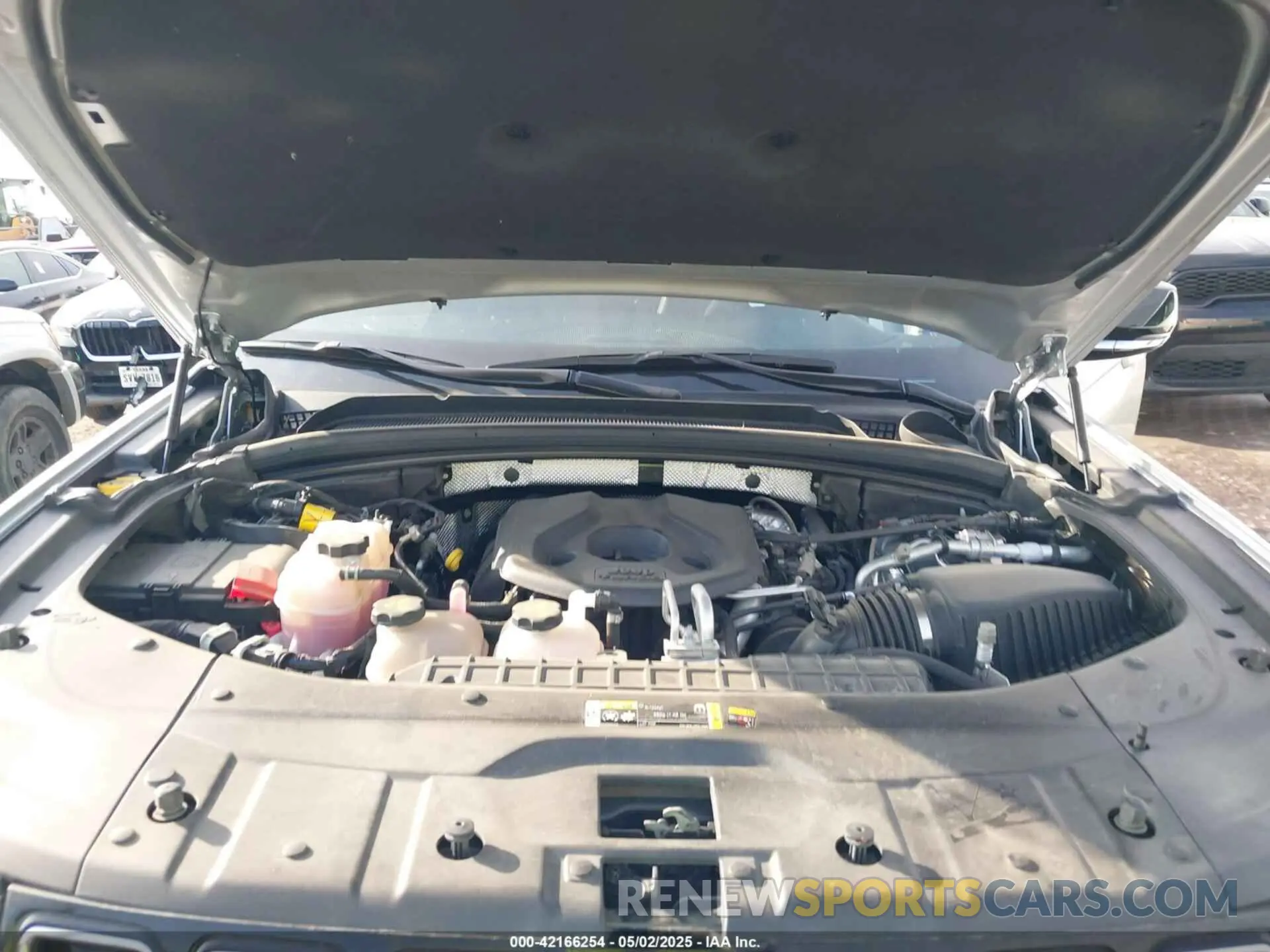 10 fotografías del automóvil dañado 1C4RJYB61R8517052 JEEP GRAND CHEROKEE 4XE 2024