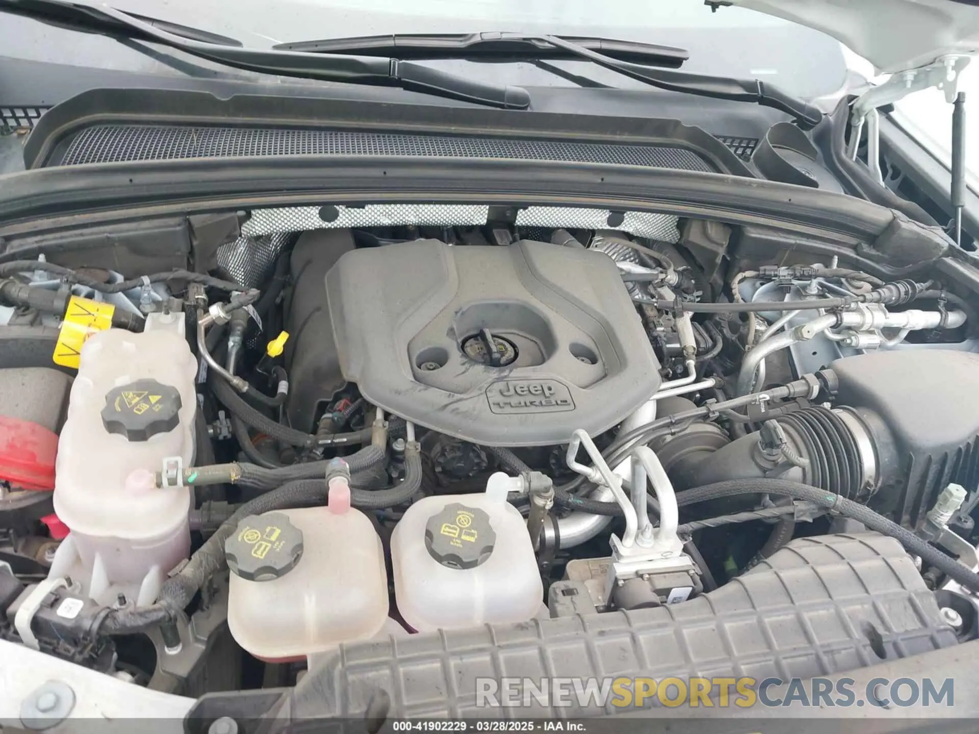 10 fotografías del automóvil dañado 1C4RJYB61RC122219 JEEP GRAND CHEROKEE 4XE 2024