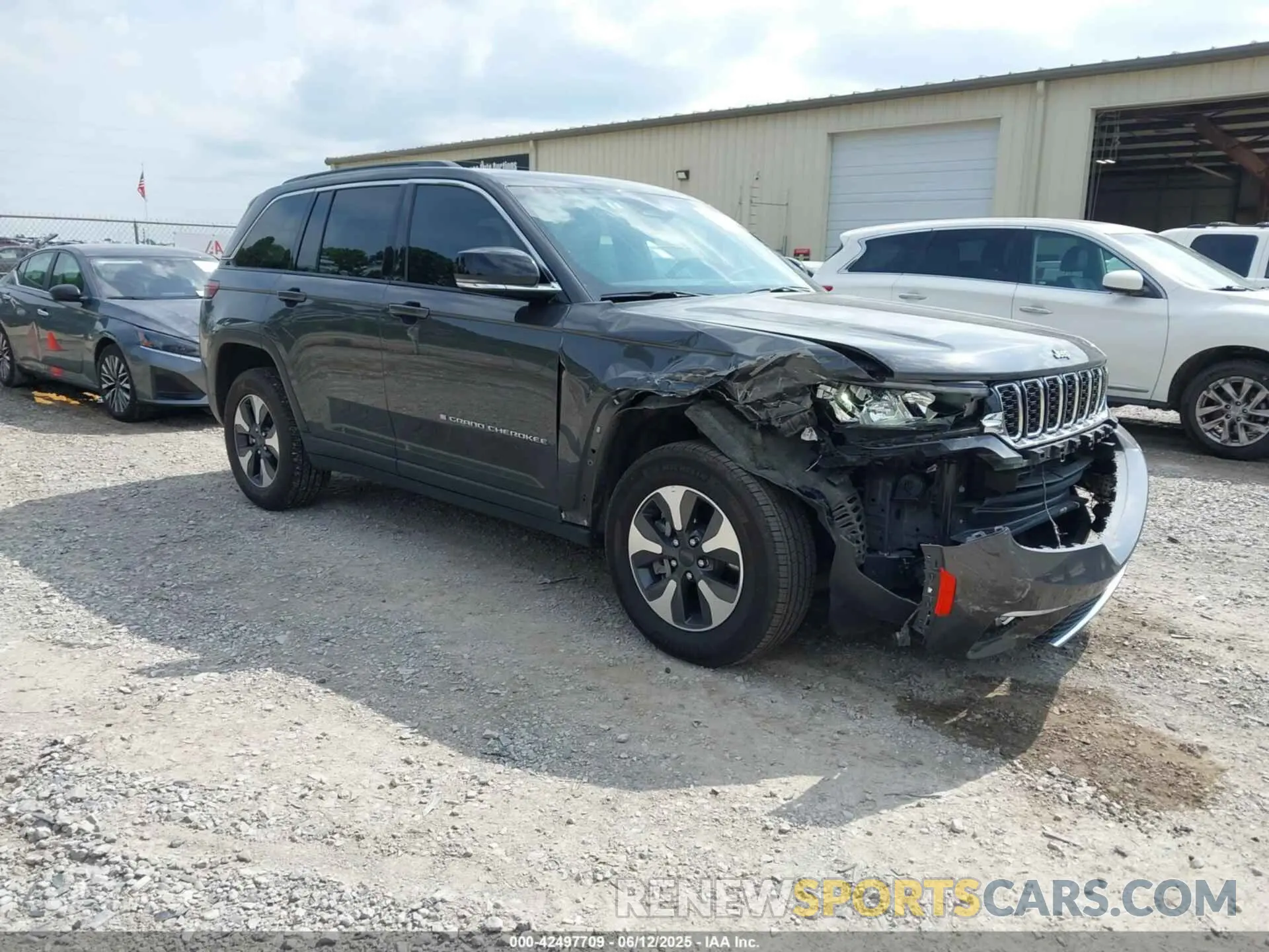 1 fotografías del automóvil dañado 1C4RJYB64RC125423 JEEP GRAND CHEROKEE 4XE 2024