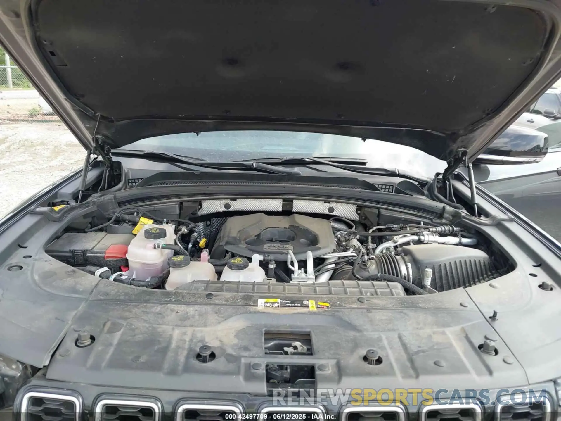 10 fotografías del automóvil dañado 1C4RJYB64RC125423 JEEP GRAND CHEROKEE 4XE 2024