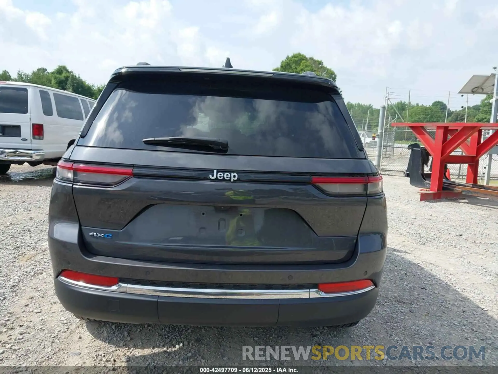16 fotografías del automóvil dañado 1C4RJYB64RC125423 JEEP GRAND CHEROKEE 4XE 2024