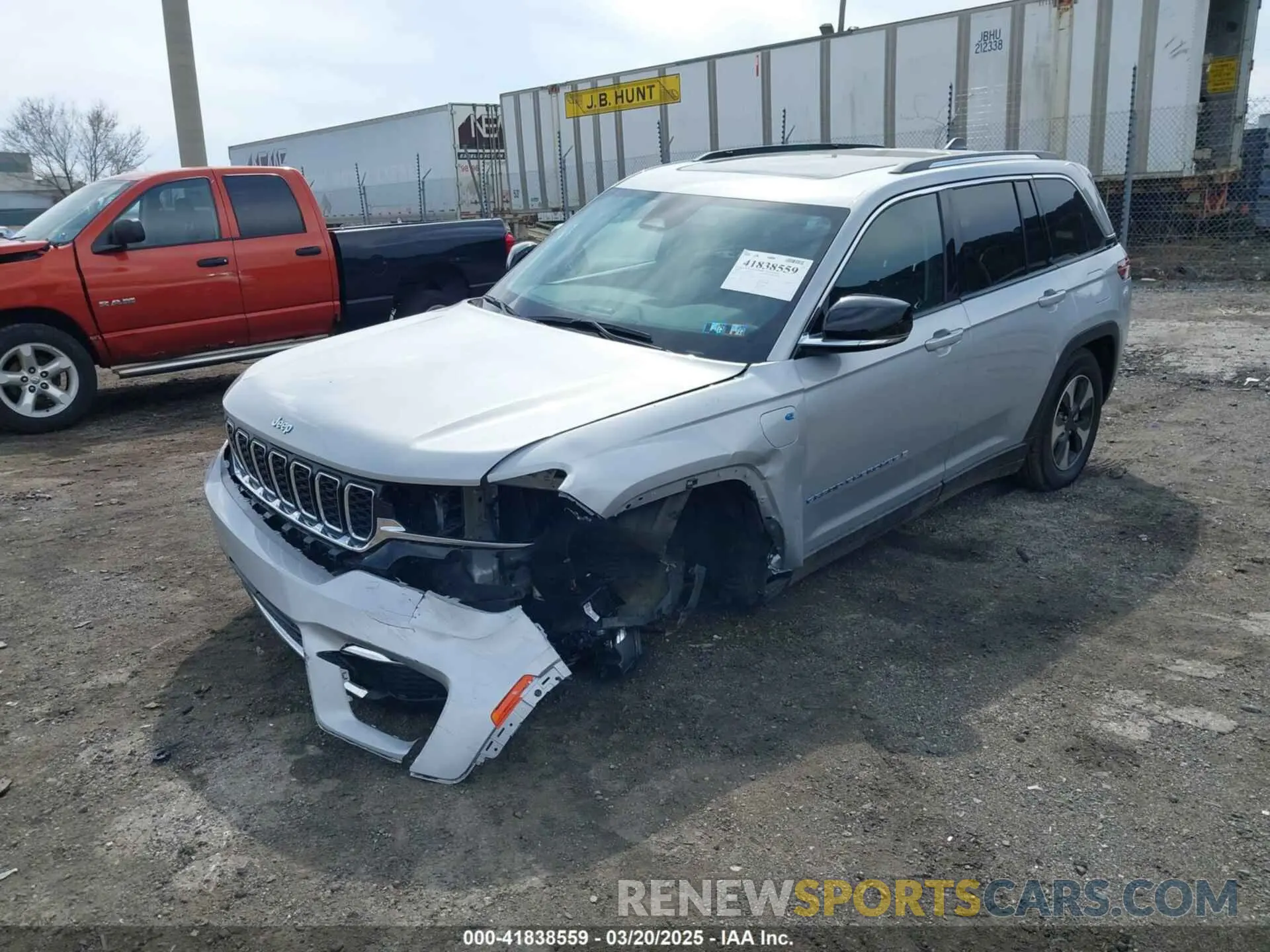 6 fotografías del automóvil dañado 1C4RJYB65RC712763 JEEP GRAND CHEROKEE 4XE 2024