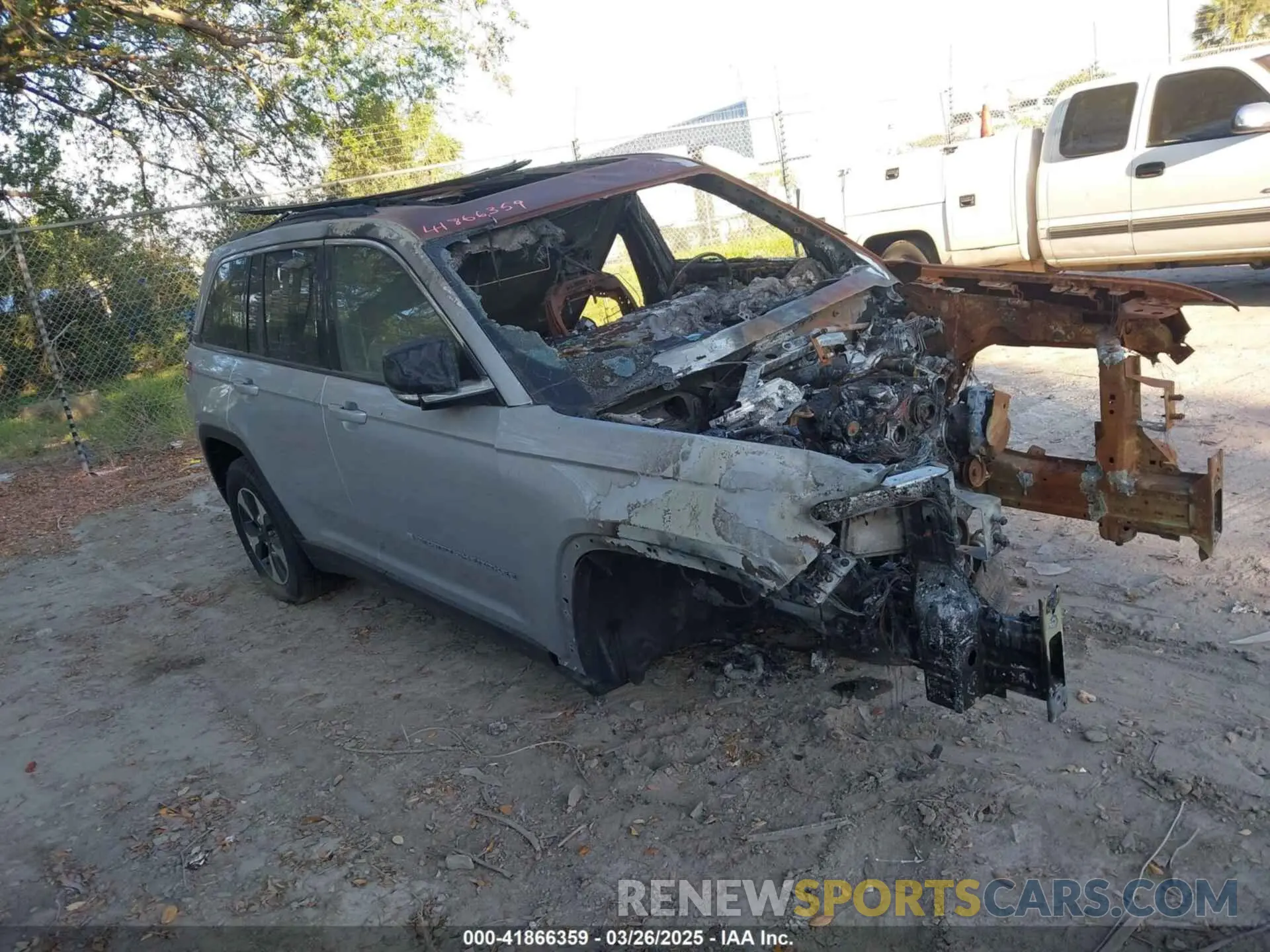 1 fotografías del automóvil dañado 1C4RJYB67R8516021 JEEP GRAND CHEROKEE 4XE 2024