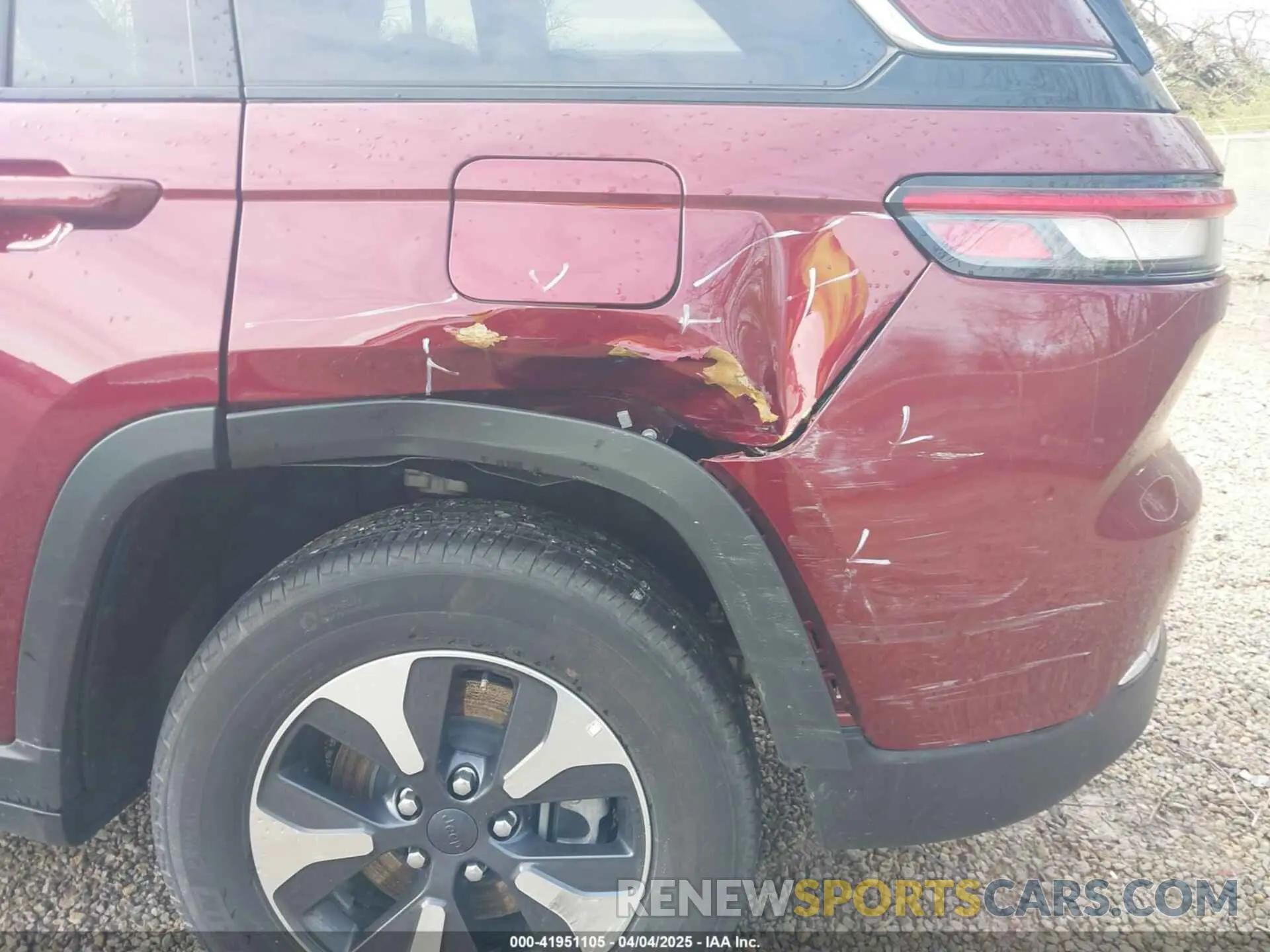 17 fotografías del automóvil dañado 1C4RJYB67RC124833 JEEP GRAND CHEROKEE 4XE 2024