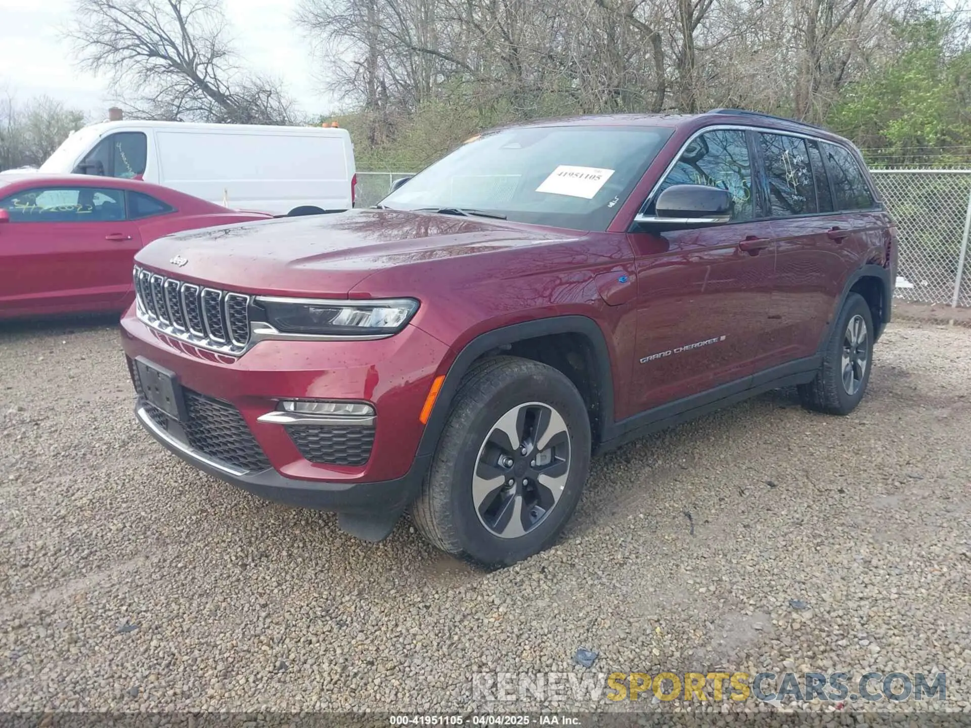 2 fotografías del automóvil dañado 1C4RJYB67RC124833 JEEP GRAND CHEROKEE 4XE 2024