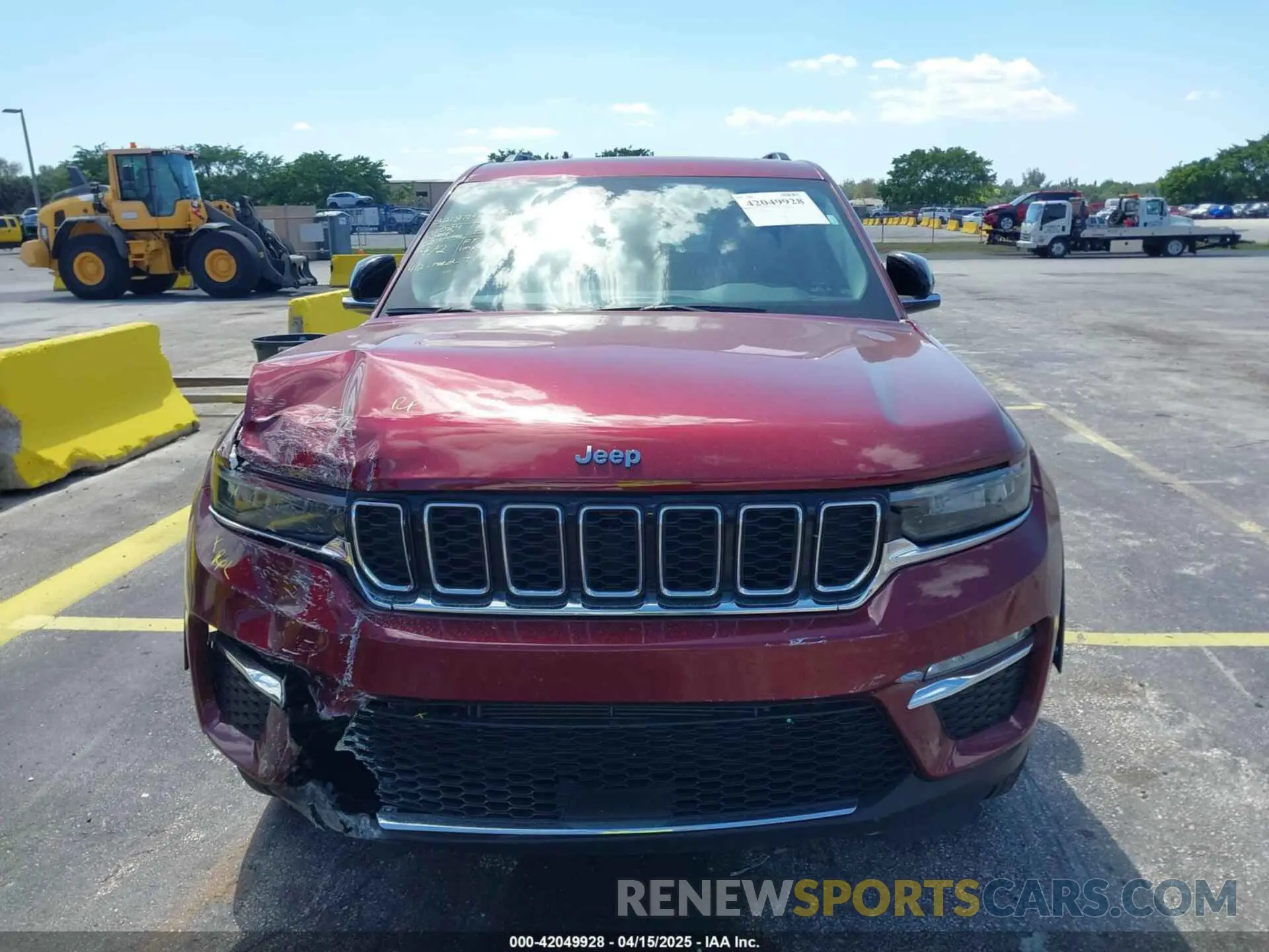 12 fotografías del automóvil dañado 1C4RJYB67RC710397 JEEP GRAND CHEROKEE 4XE 2024