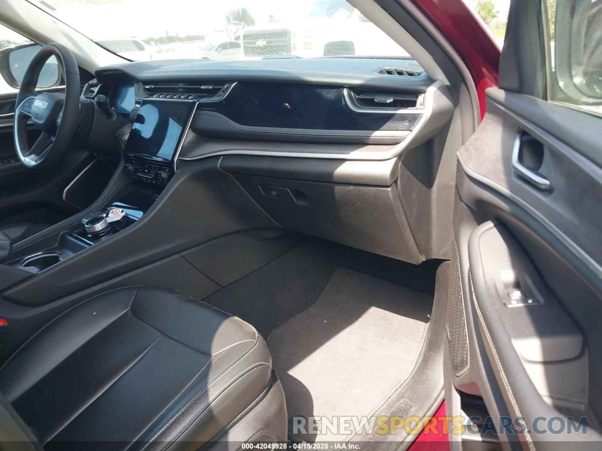 5 fotografías del automóvil dañado 1C4RJYB67RC710397 JEEP GRAND CHEROKEE 4XE 2024