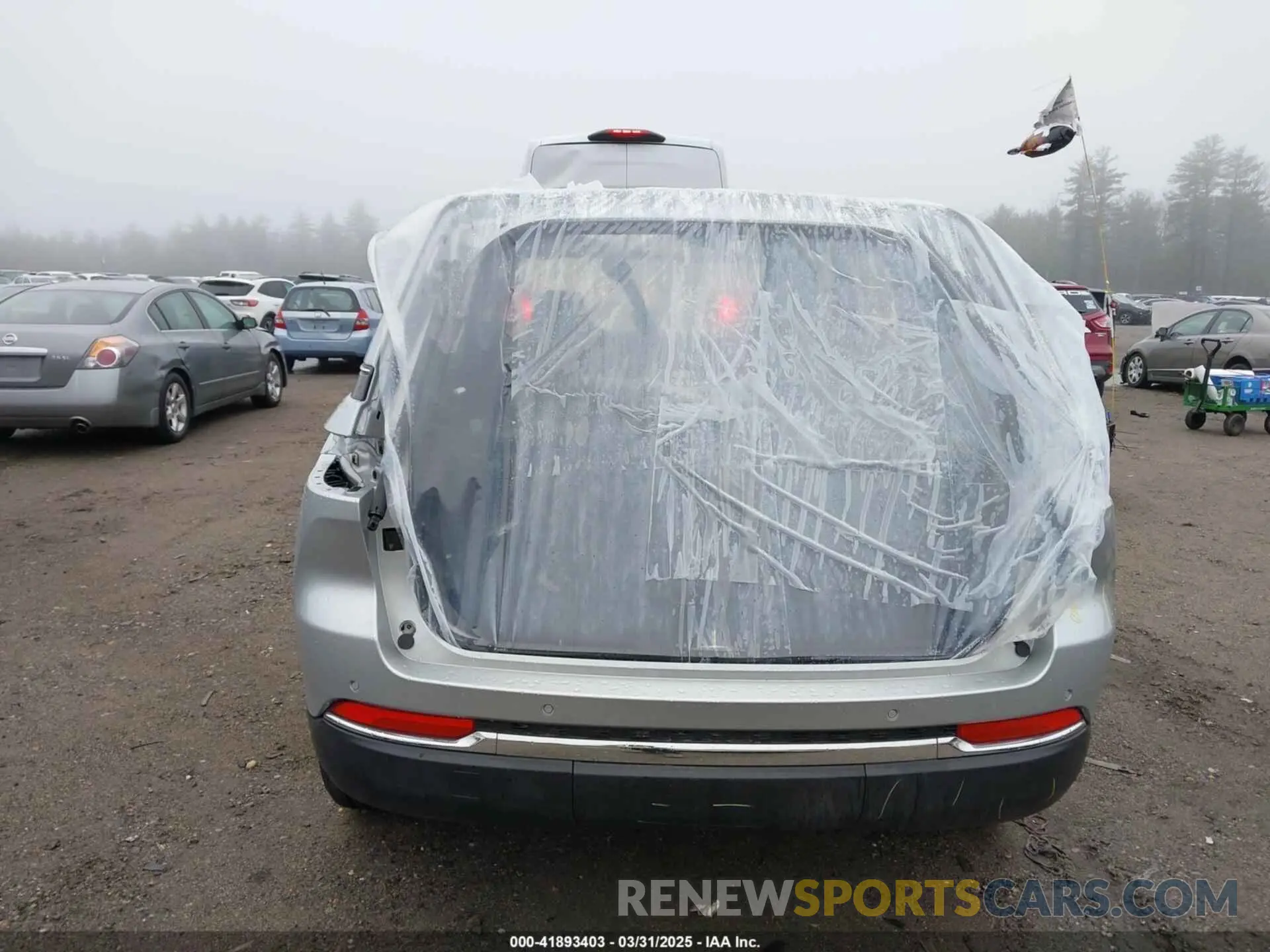 17 fotografías del automóvil dañado 1C4RJYB68RC110262 JEEP GRAND CHEROKEE 4XE 2024